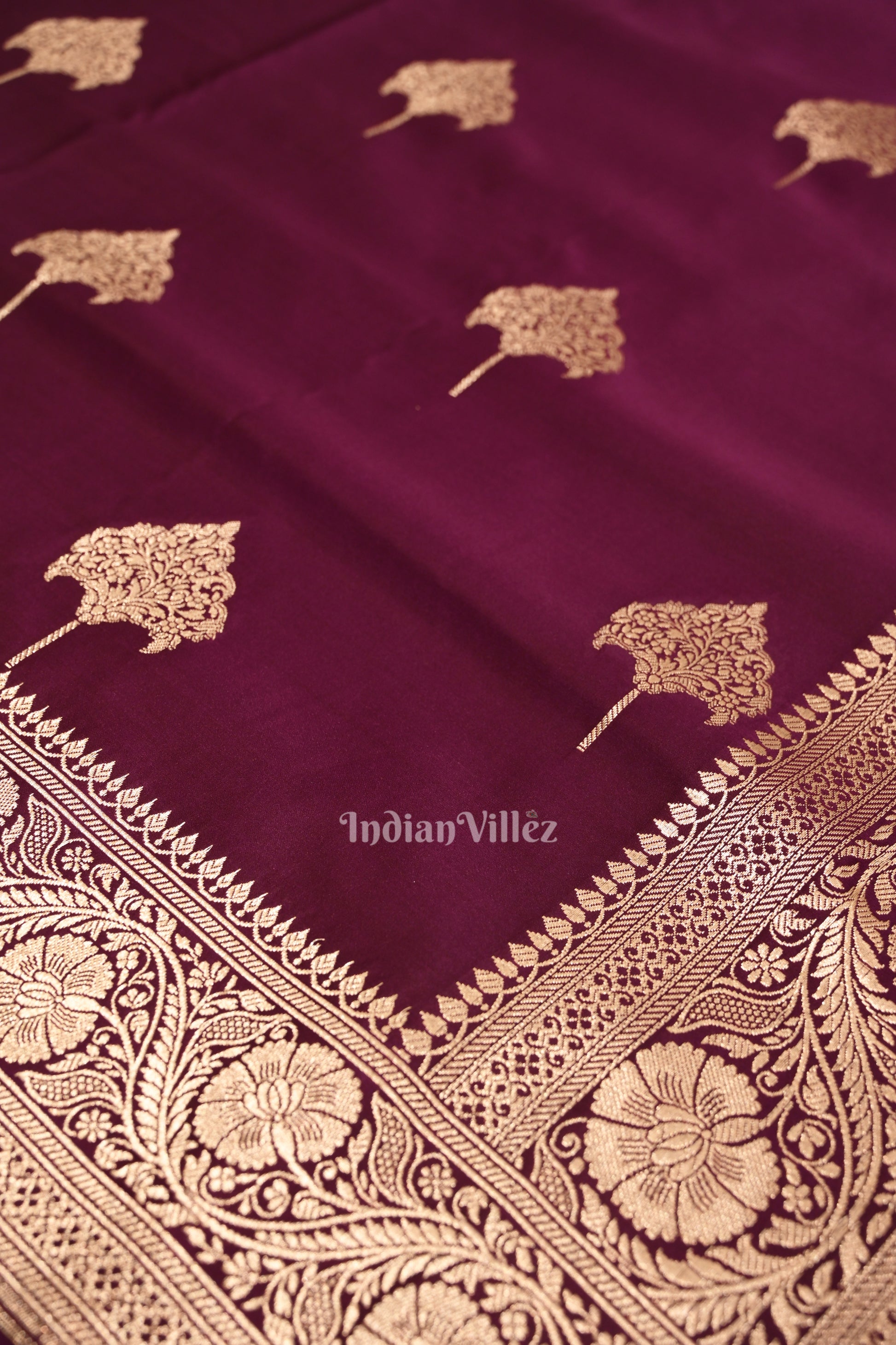 Exclusive Purple Soft Pure Mashru Satin Silk Banarasi Saree 