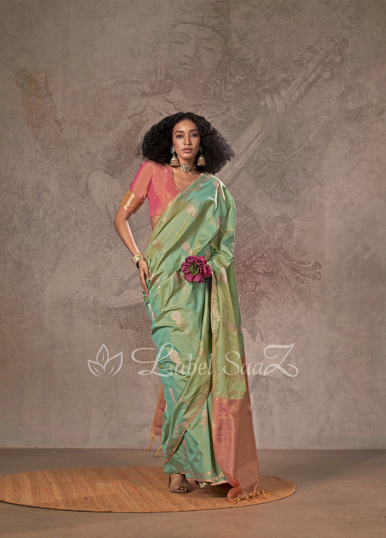 Rama Green Two Tone Handloom Weaving Silk Saree