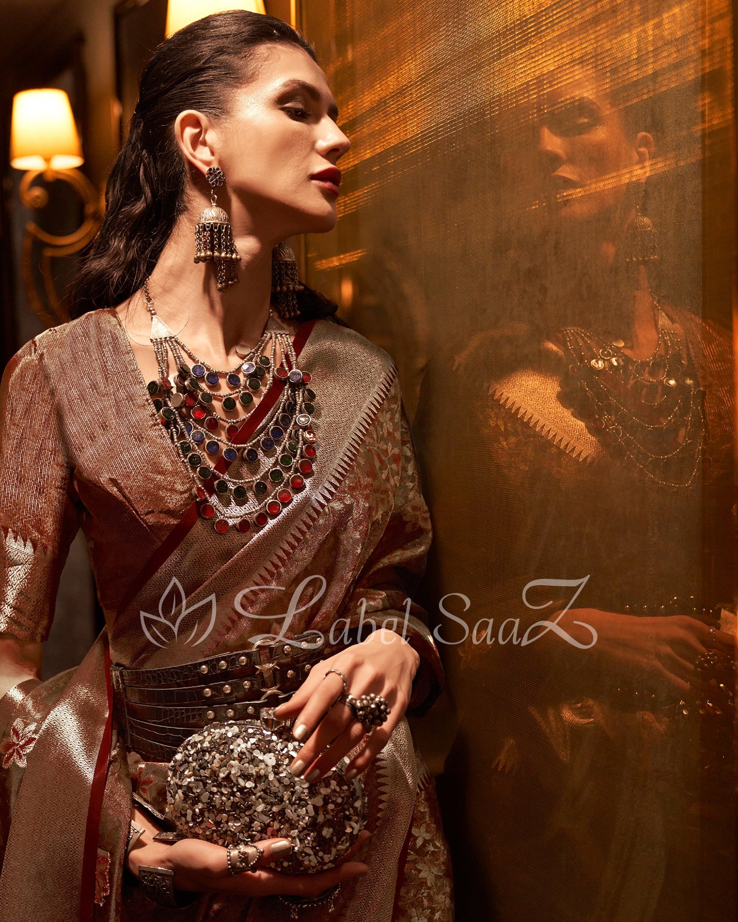 Maroon Two Tone Tissue Organza Weaving Organza Saree 