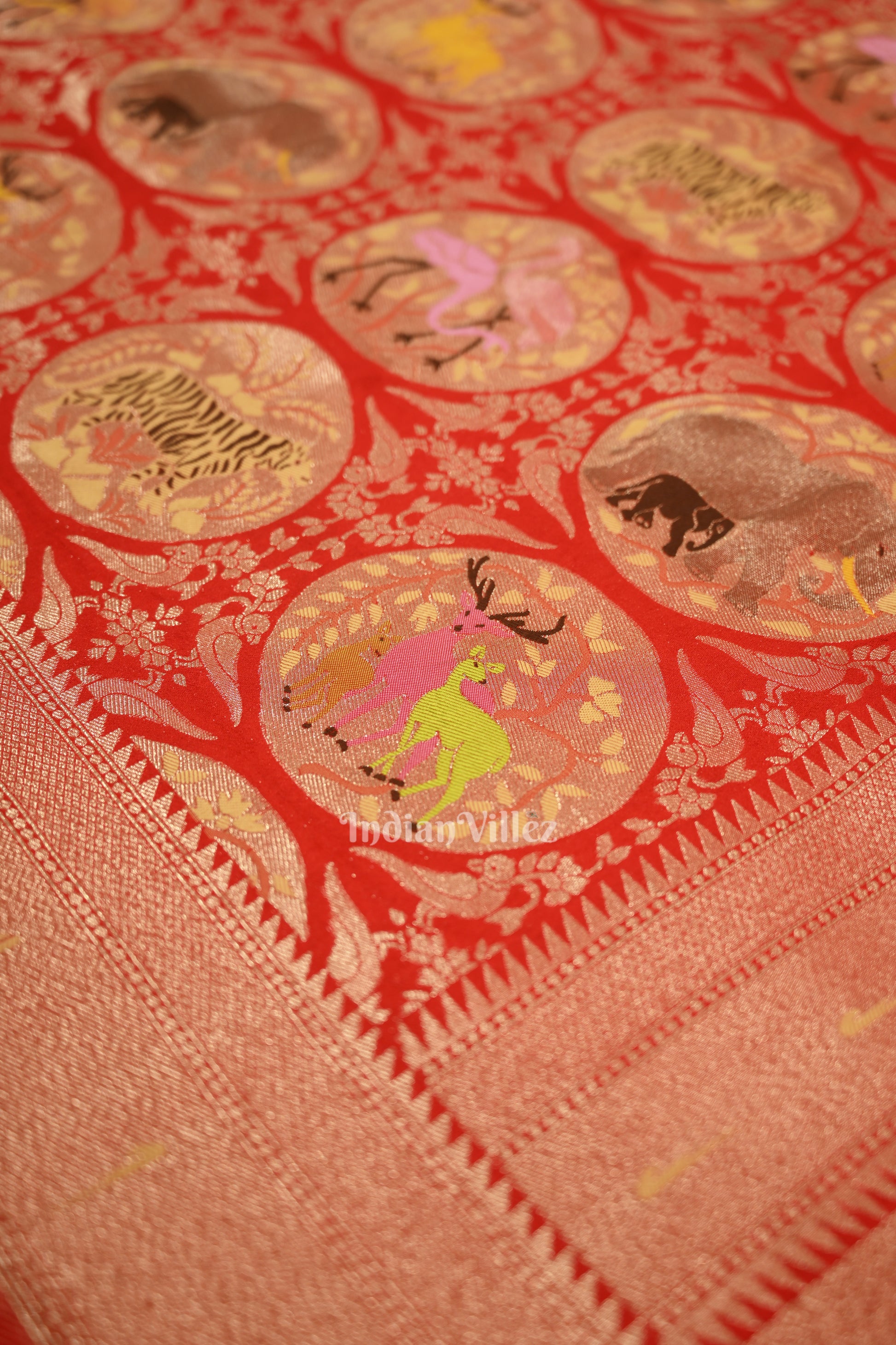 Red Shikargah Theme Banarasi Georgette Saree 