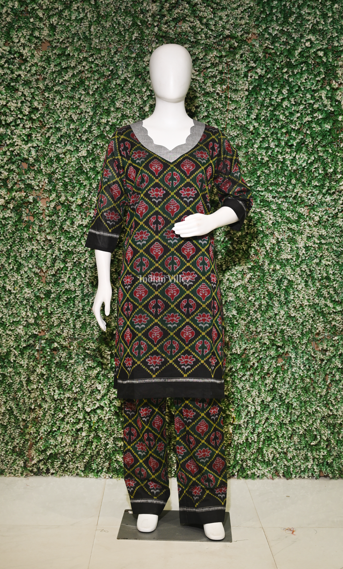 Green Black Diagonally Nabakothi Cotton Kurti Set with Pallazo (Co-Ords Set)
