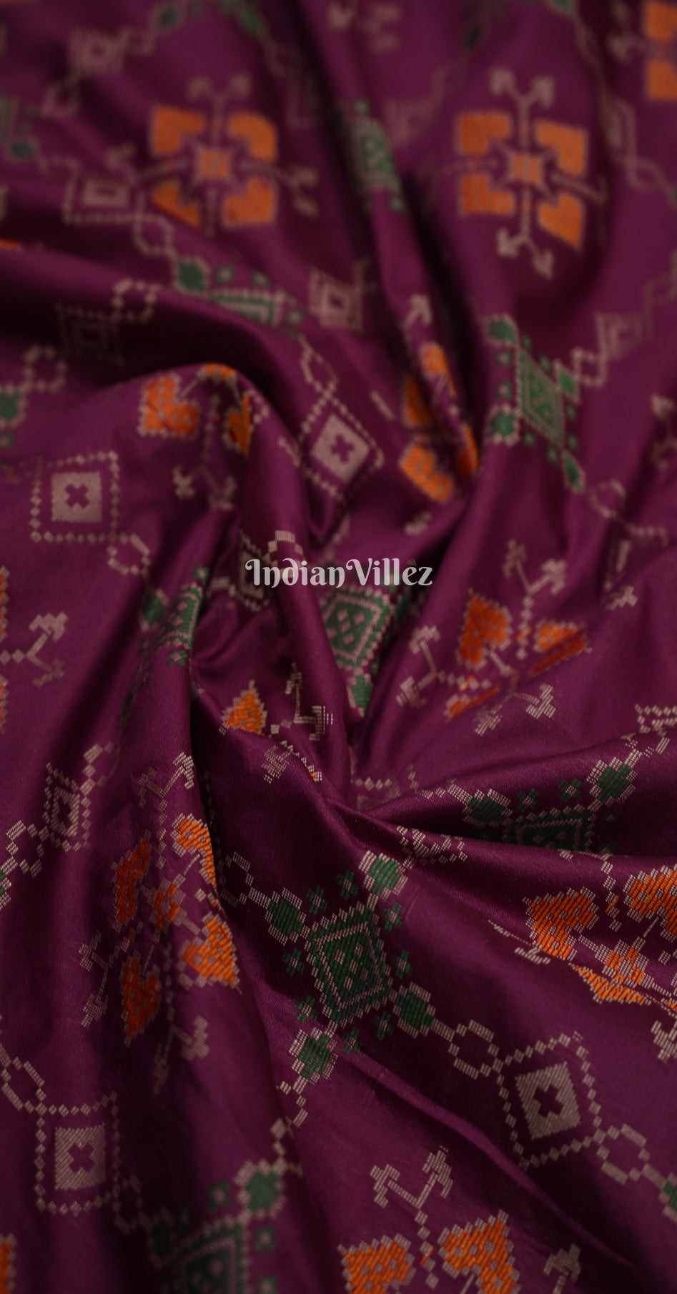 Wine Green Patola-Inspired Pochampally South Silk Saree 