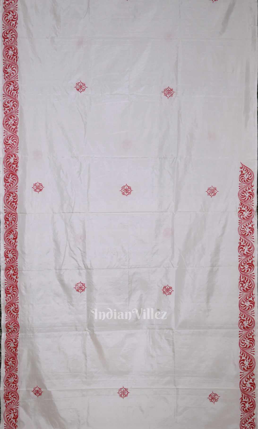 White Red Ramayan Theme Hand-Painted Pattachitra Saree 