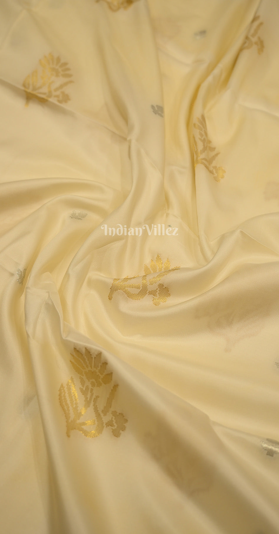 Off White Red Soft Silk Weaving Saree