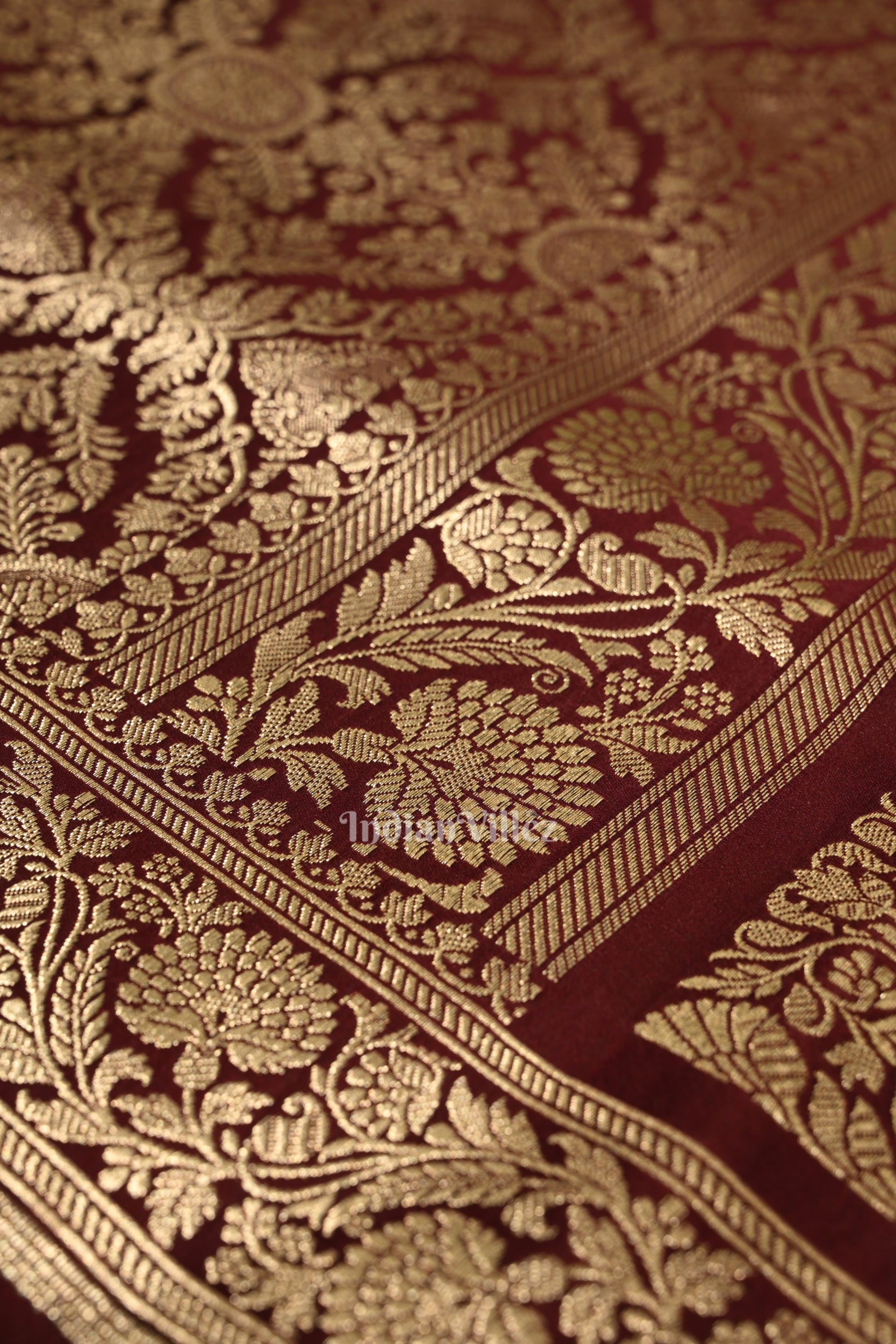 Exclusive Bridal Maroon Meenakari Pure Mashru Satin Silk Banarasi Saree 