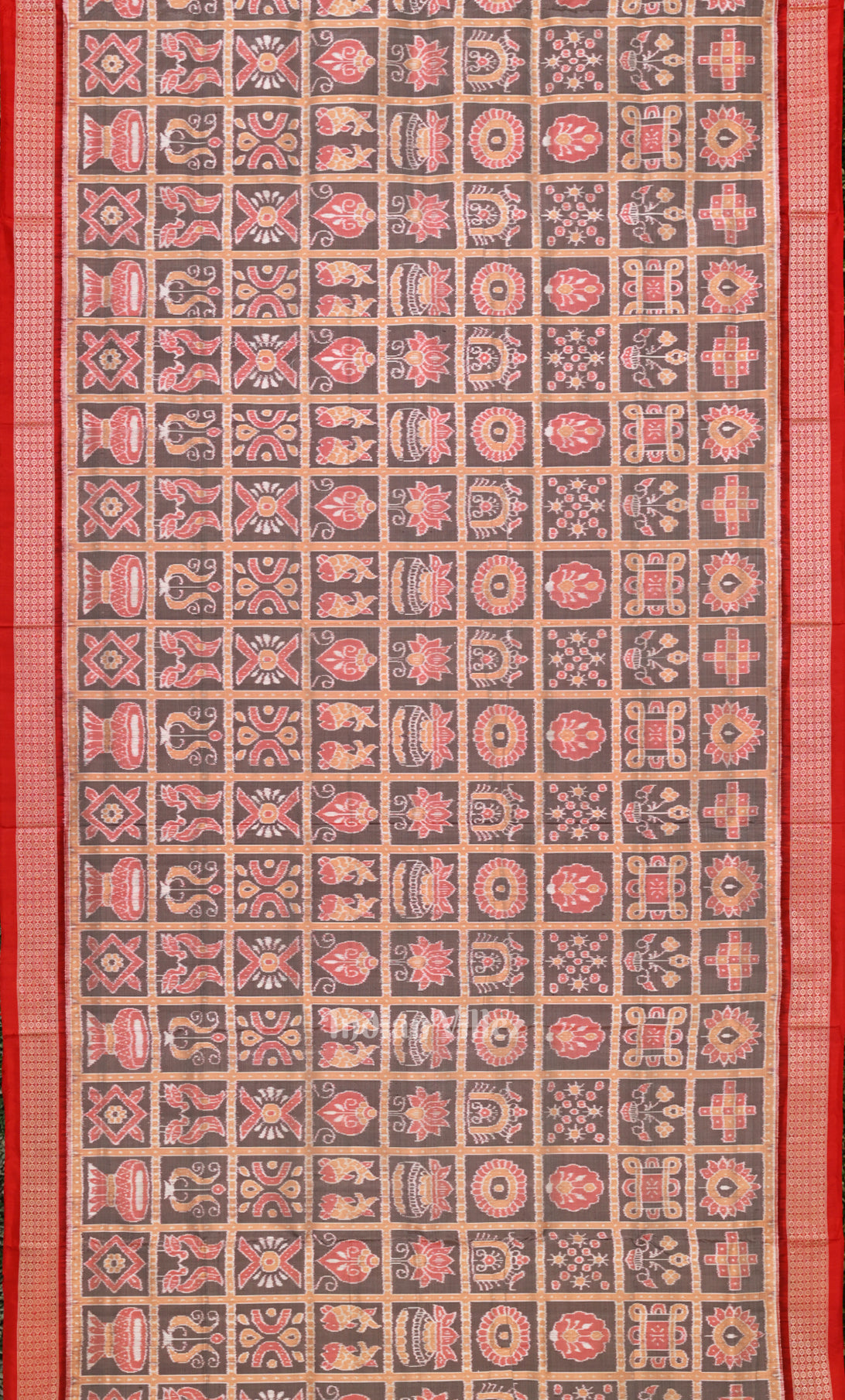  Elegant Gray Red Nabakothi Odisha Ikat Sambalpuri Silk Saree 