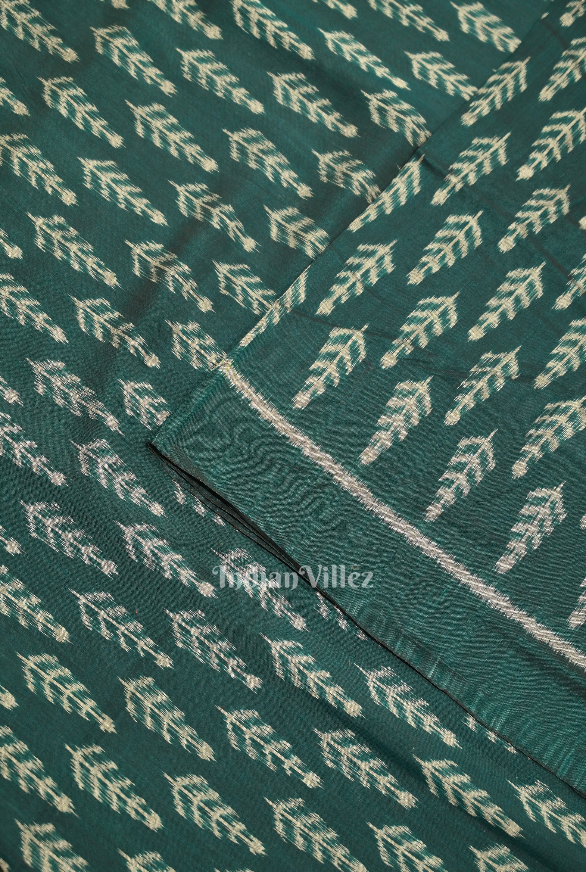 Dark Green Leaf Motif Sambalpuri Odisha Ikat Cotton Fabric