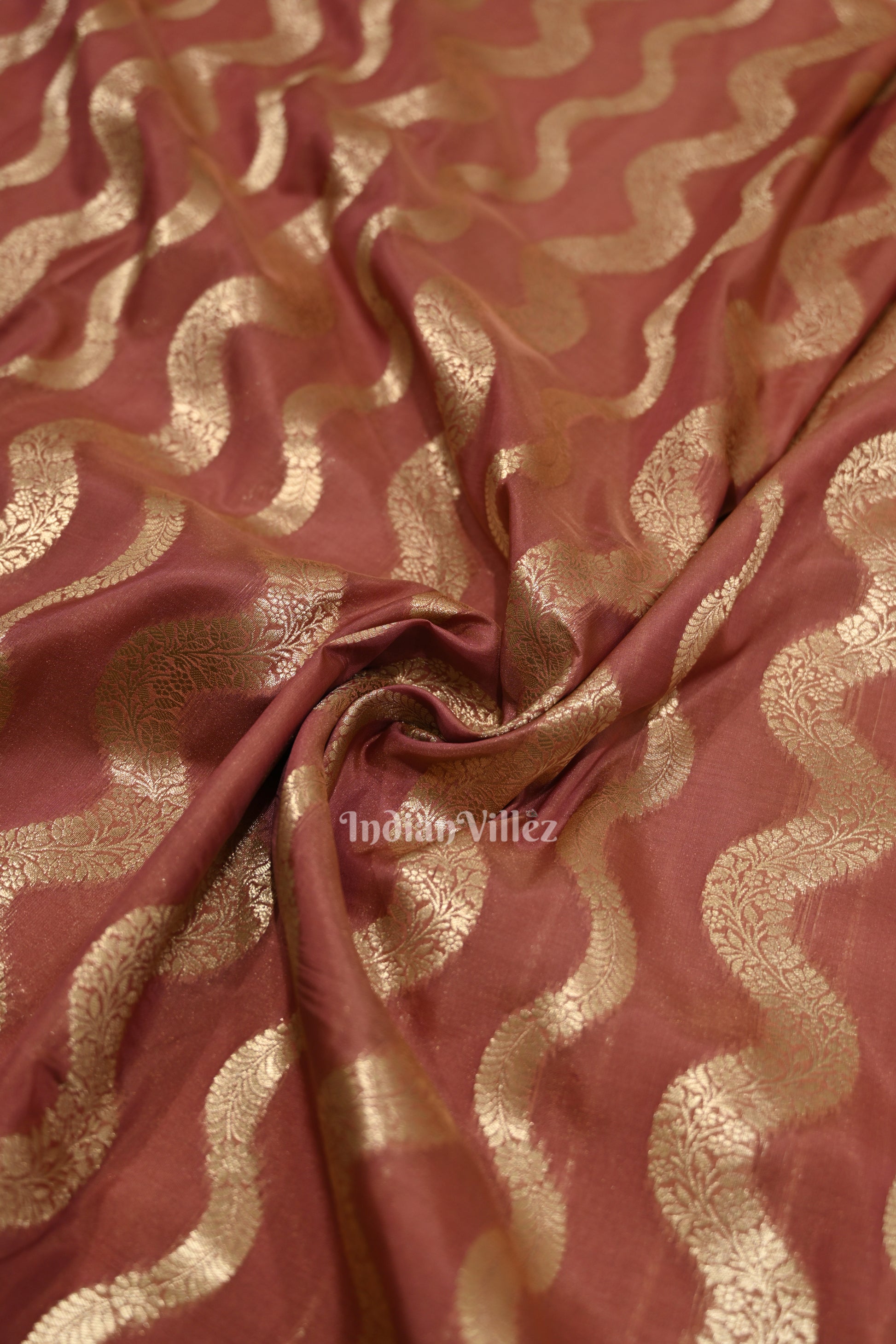  Luxurious Peach Pink Meenakari Pure Mashru Satin Silk Banarasi Saree