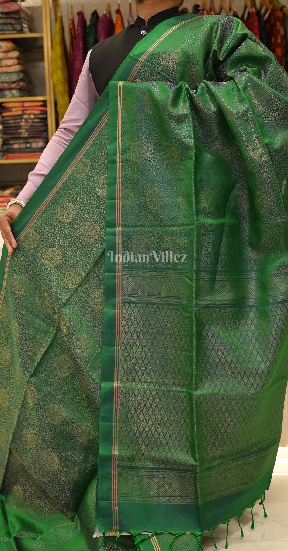 Green Dual Tone Pure Kanjivaram Soft Silk Saree