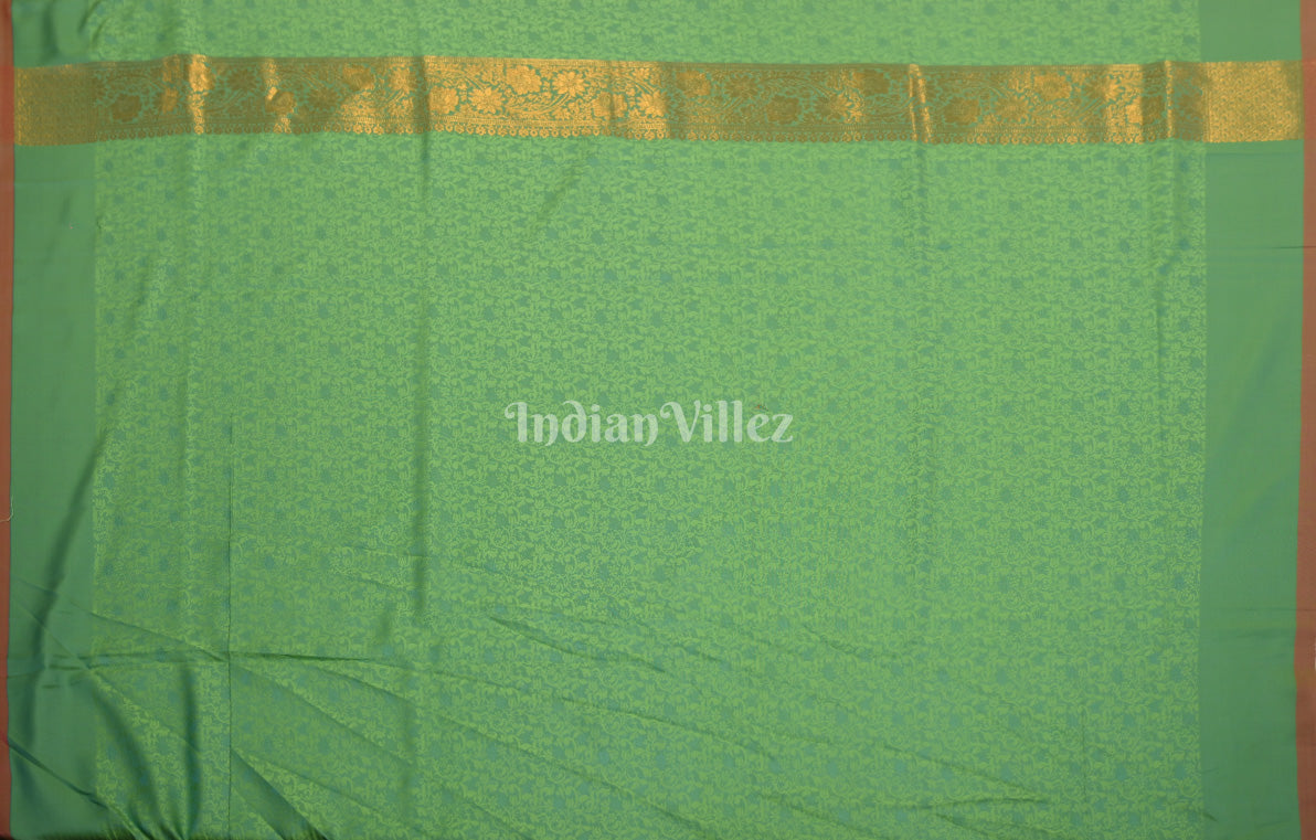 Parrot Green Golden Golden Weaving saree 
