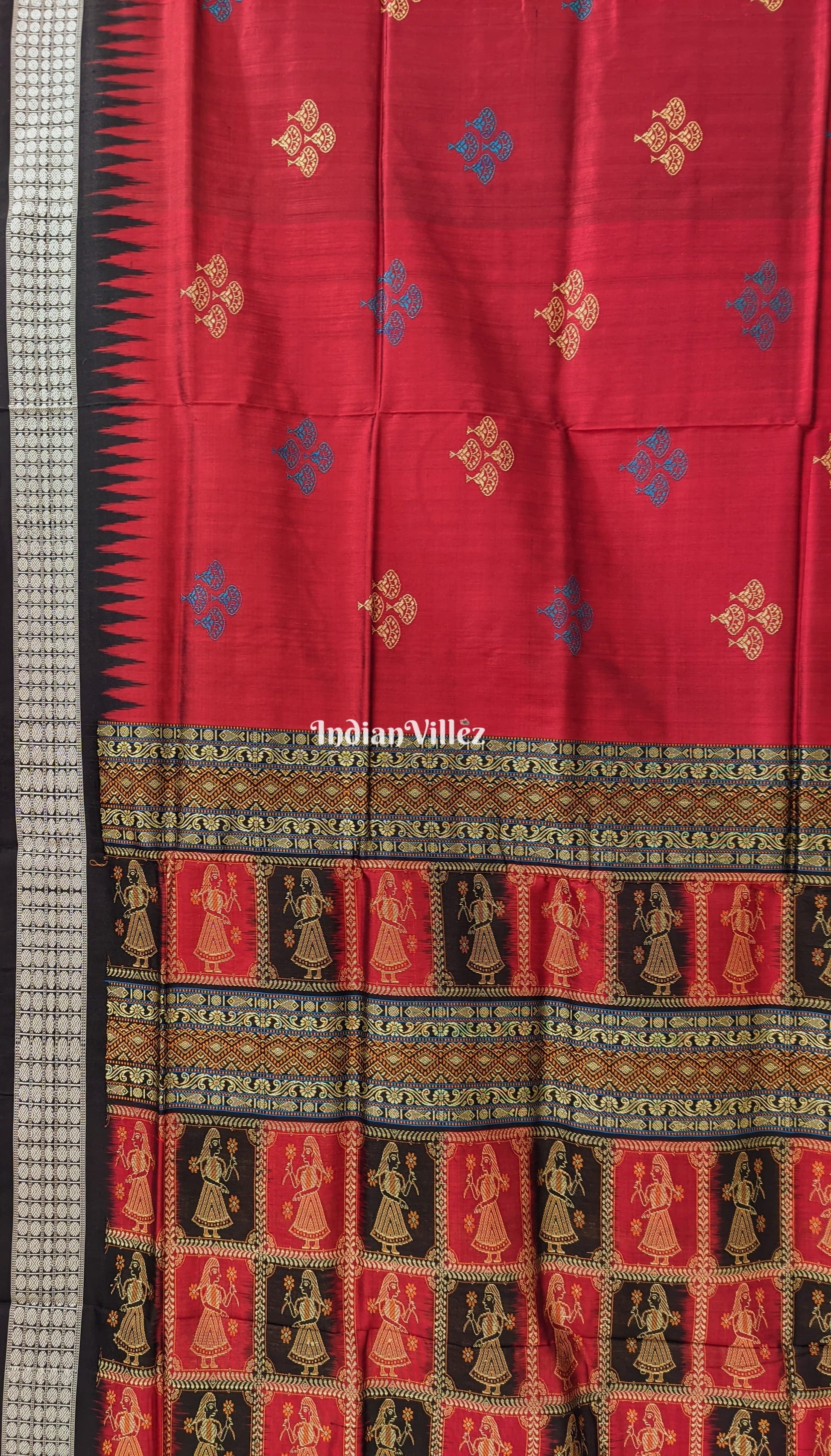 Maroon Mushroom Design Sambalpuri Ikat Bomkai Silk Saree