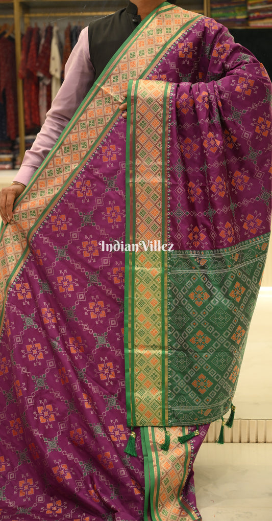 Wine Green Patola-Inspired Pochampally South Silk Saree