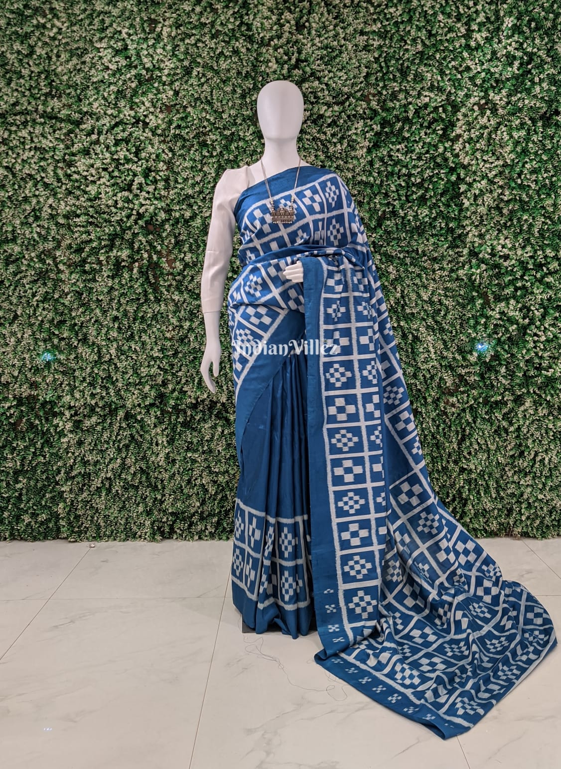 Sky Blue Pasapali Odisha Ikat Contemporary Silk Saree