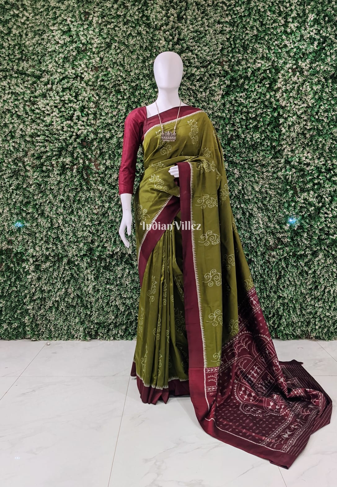 Mehndi Green Odisha Ikat Contemporary Silk Saree with Tribal Anchal