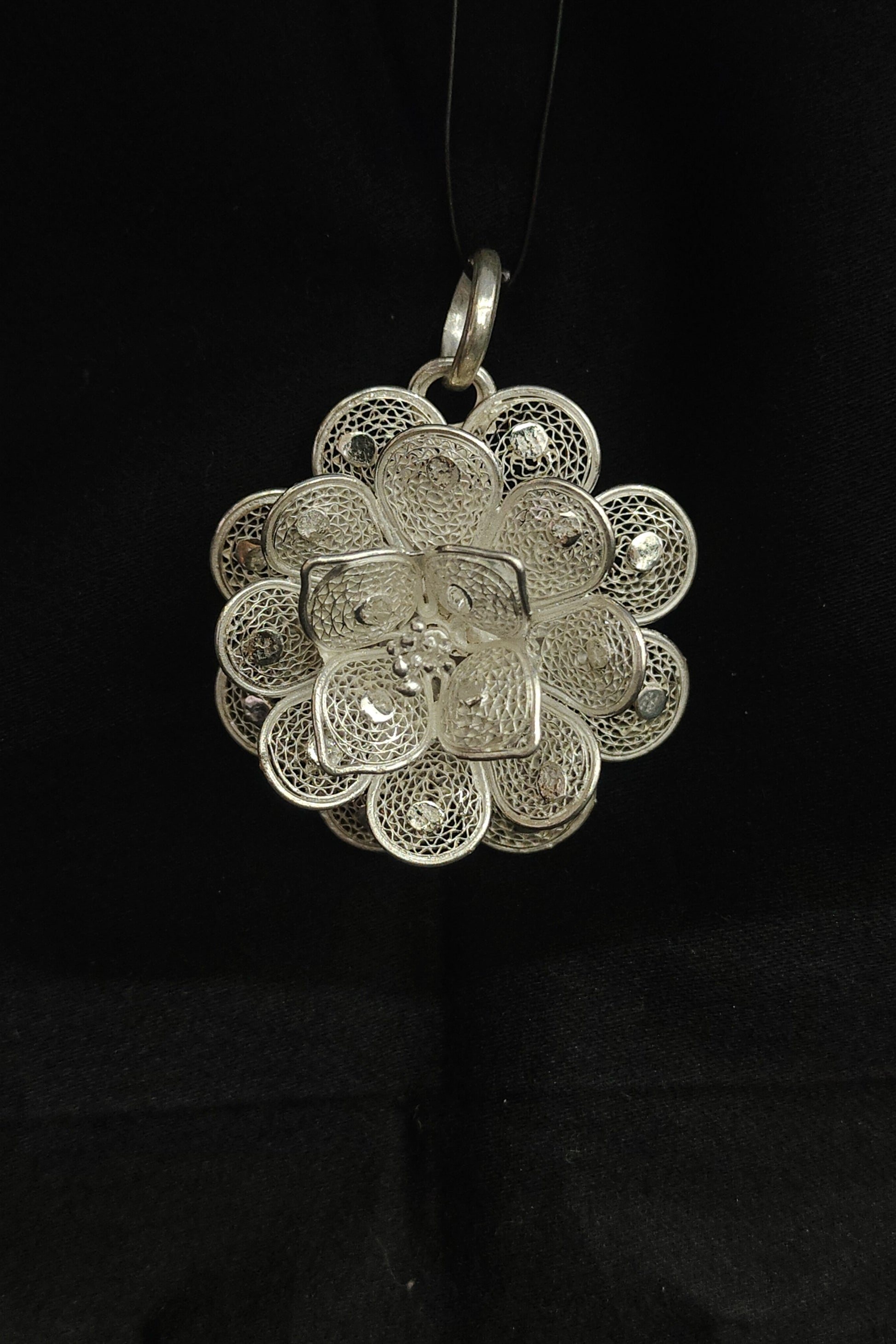 Designer Silver Filigree Floral Magic Pendant