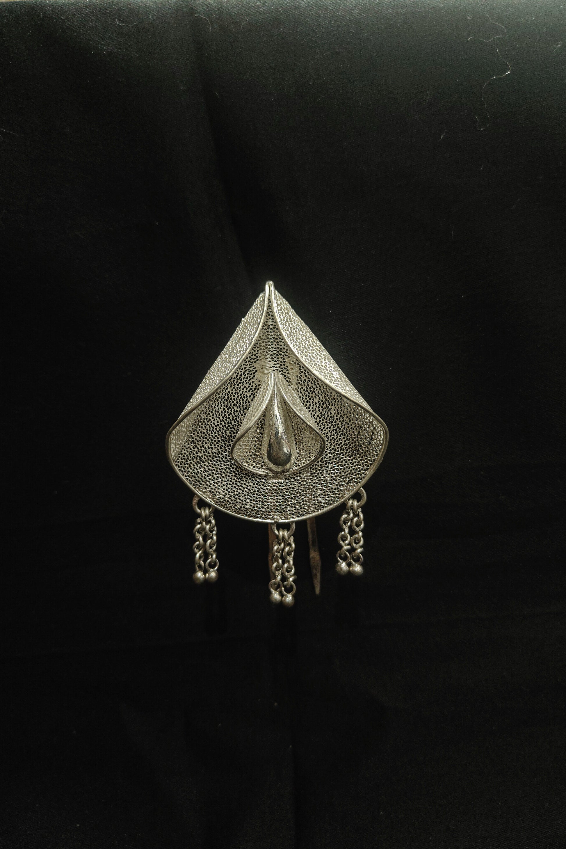 Petals Design Silver Filigree Hair Pin 