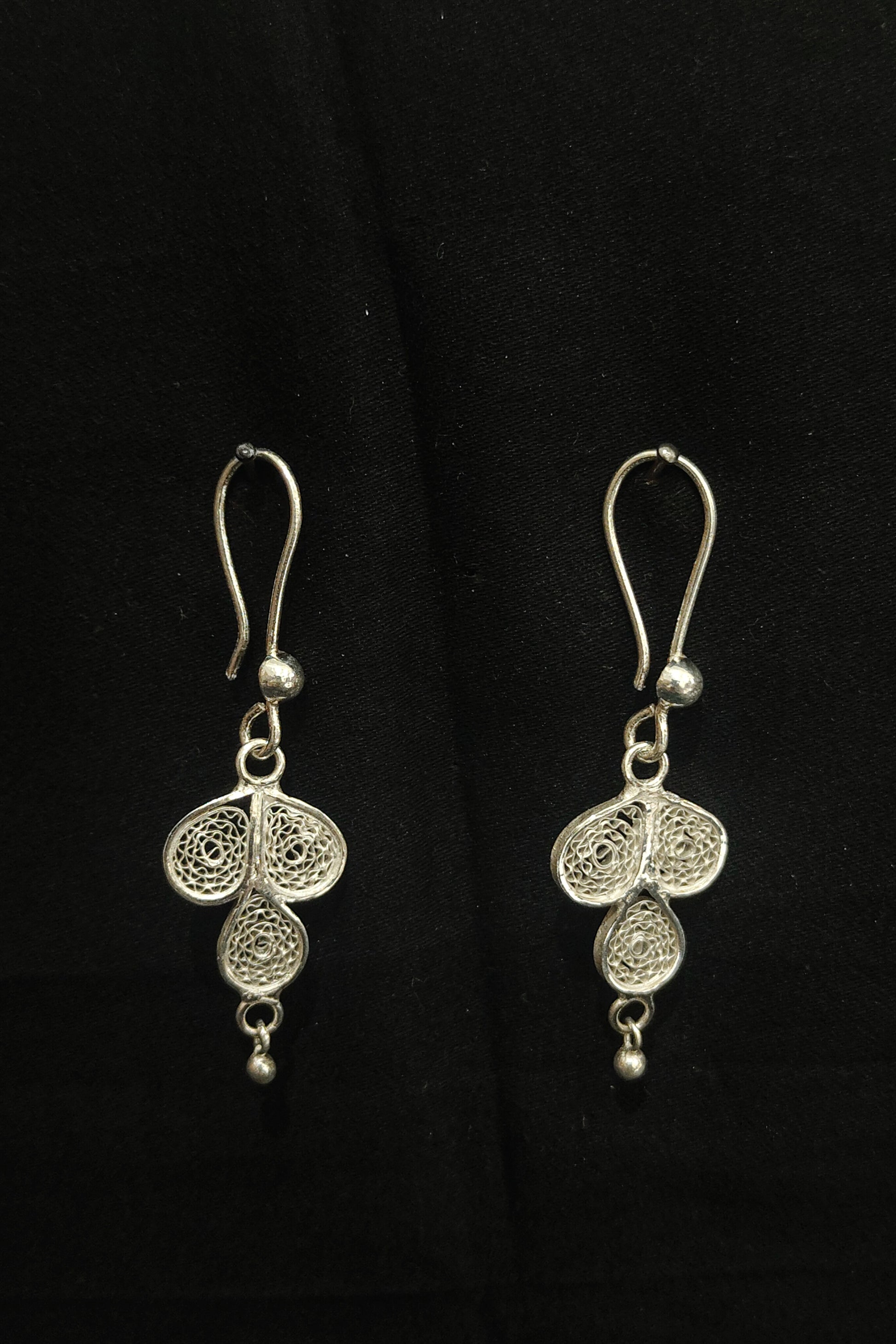 Flower Design Silver Filigree Earring Set 