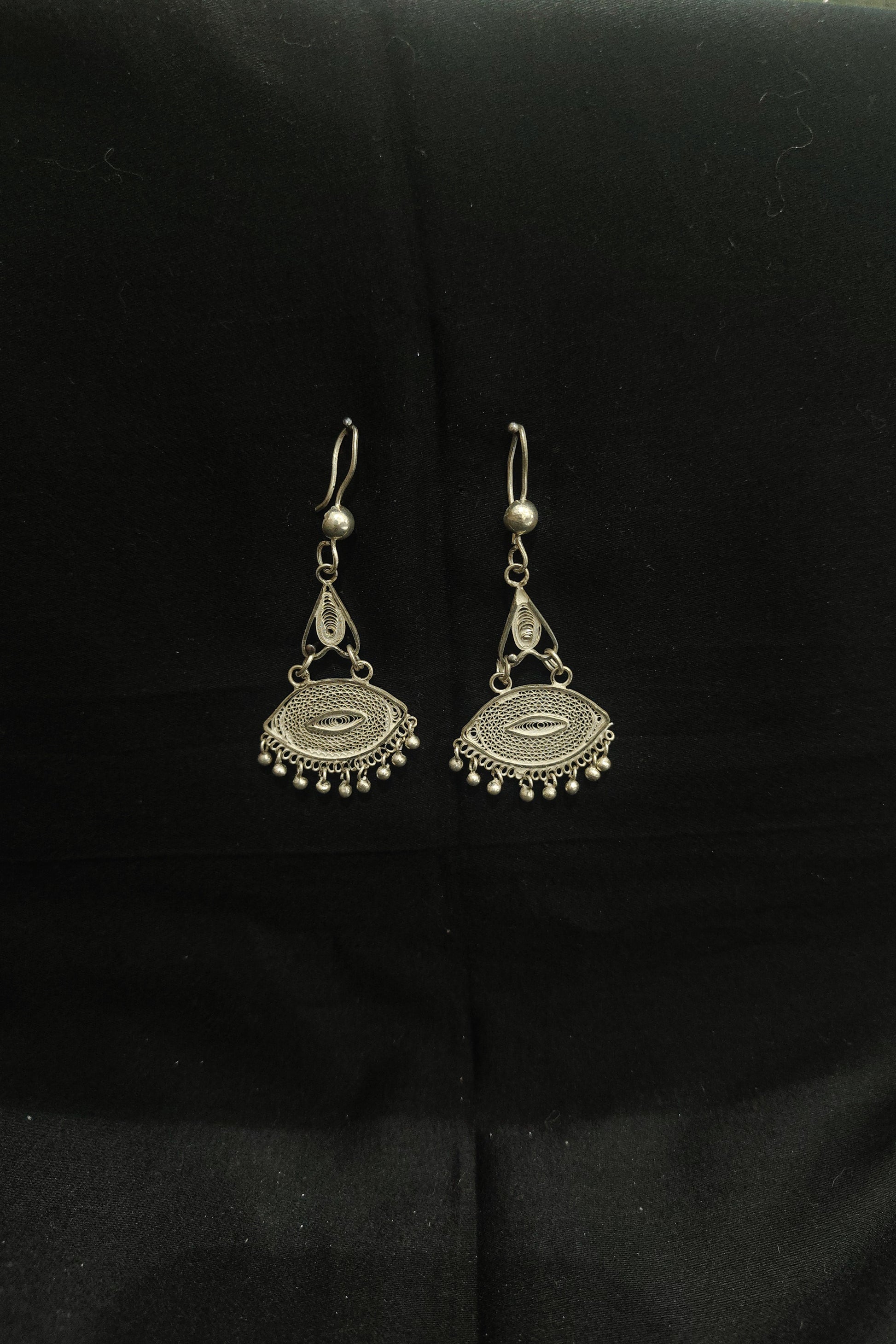 Classy Chandbali Silver Filigree  Earring Set 