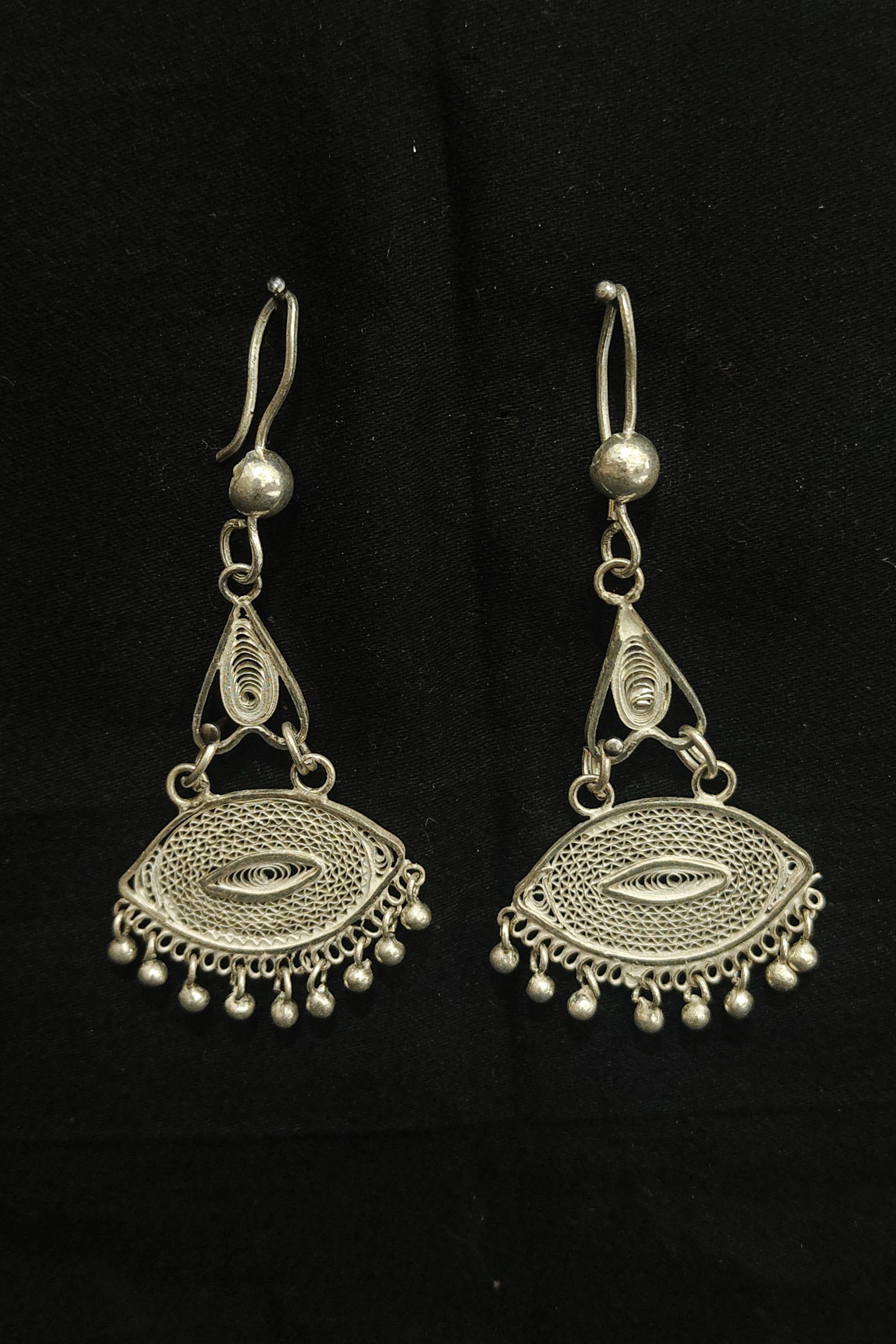 Classy Chandbali Silver Filigree  Earring Set 