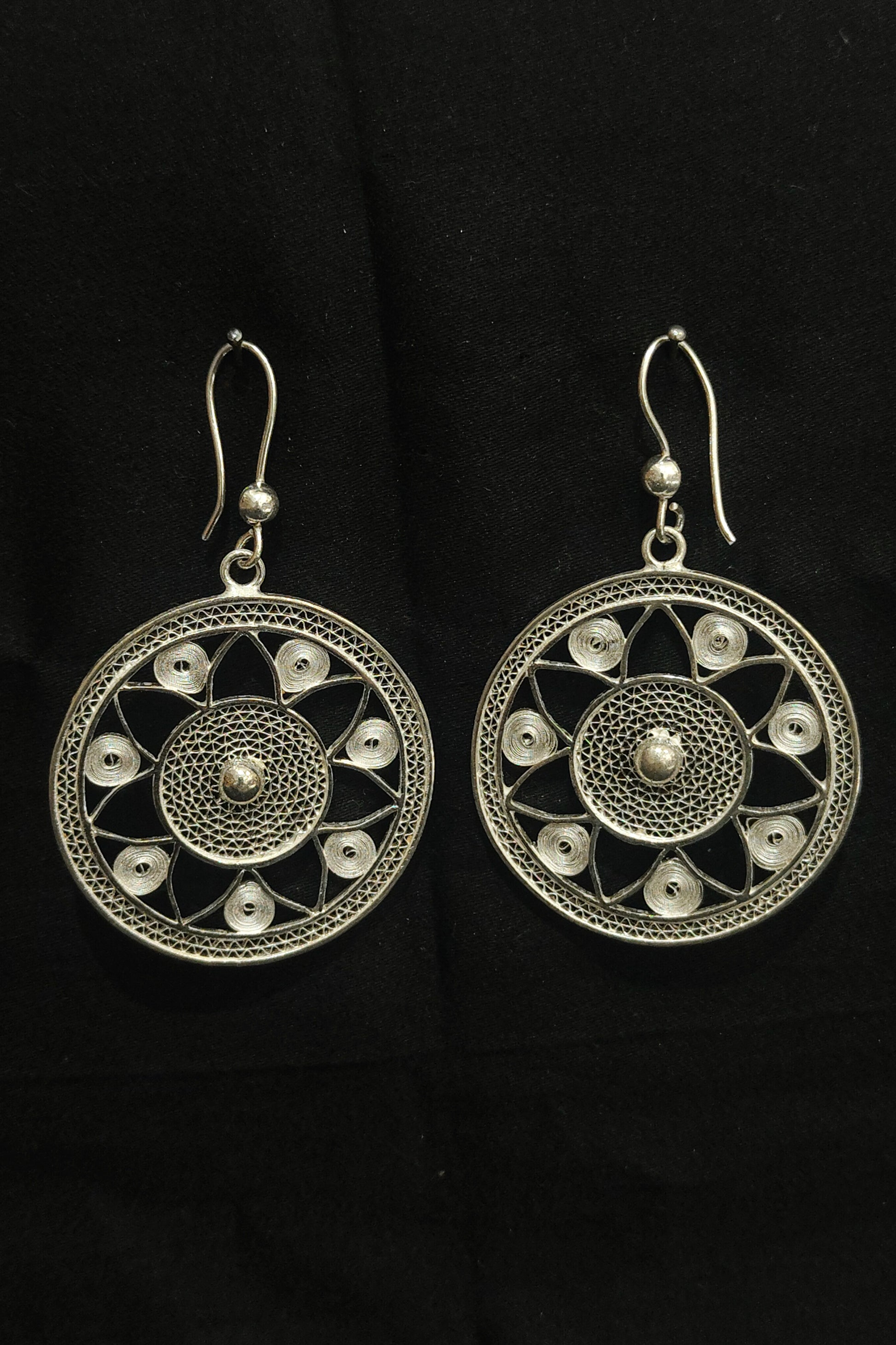 Chakra Hasli Silver Filigree  Earring Set