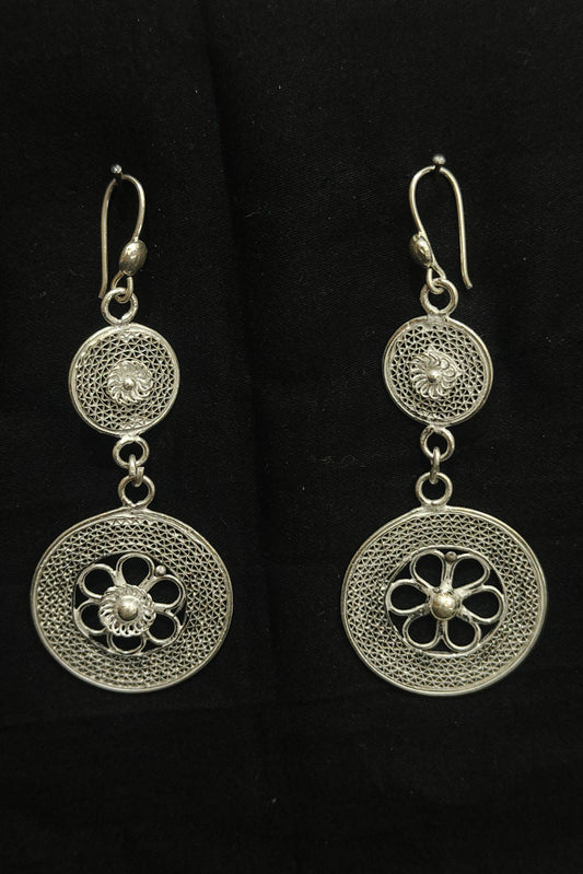 Swaying Chandbali Silver Filigree Earrings Set