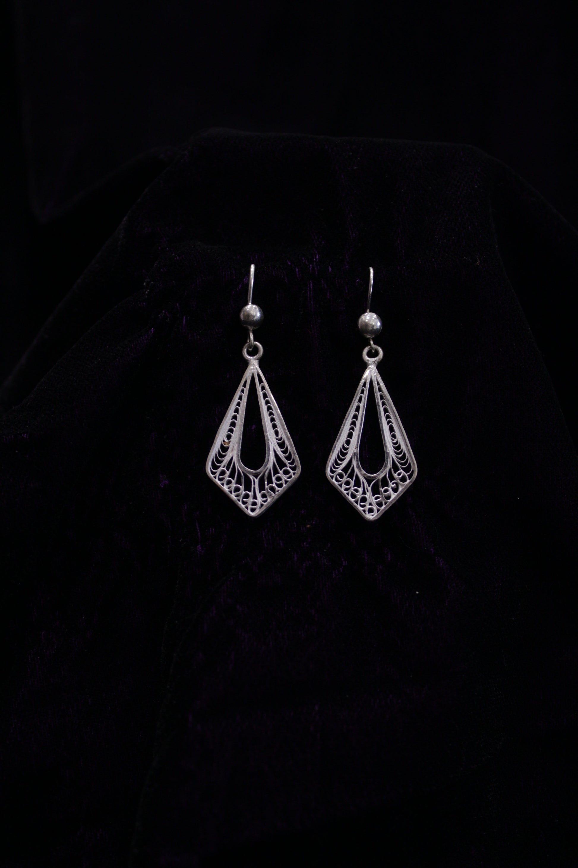 Diamond Silver Bead Filigree Earring Stud