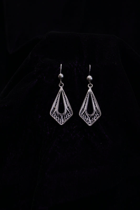Diamond Silver Bead Filigree Earring Stud