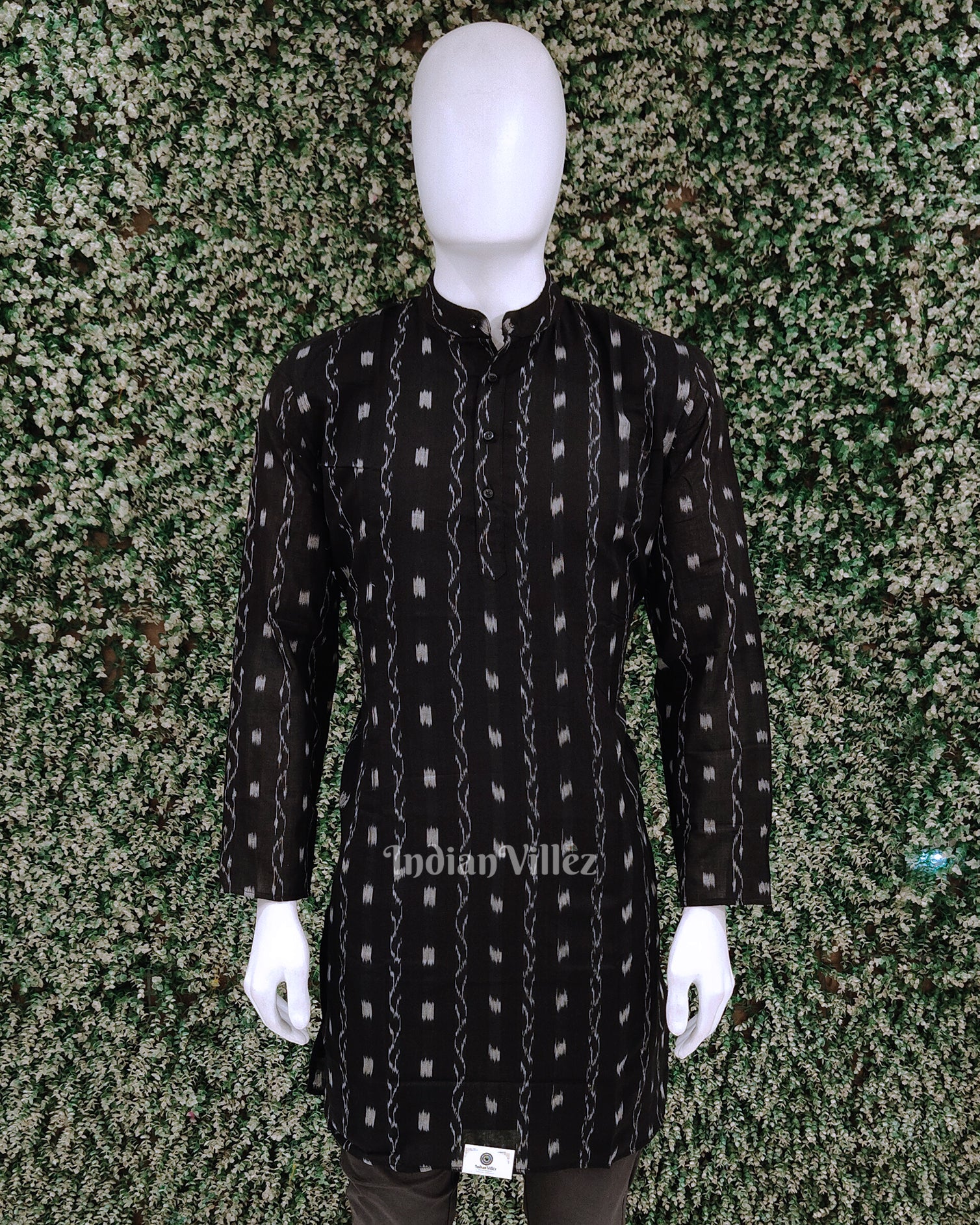 Black Tipa Design Odisha Ikat Cotton Kurta for Men 