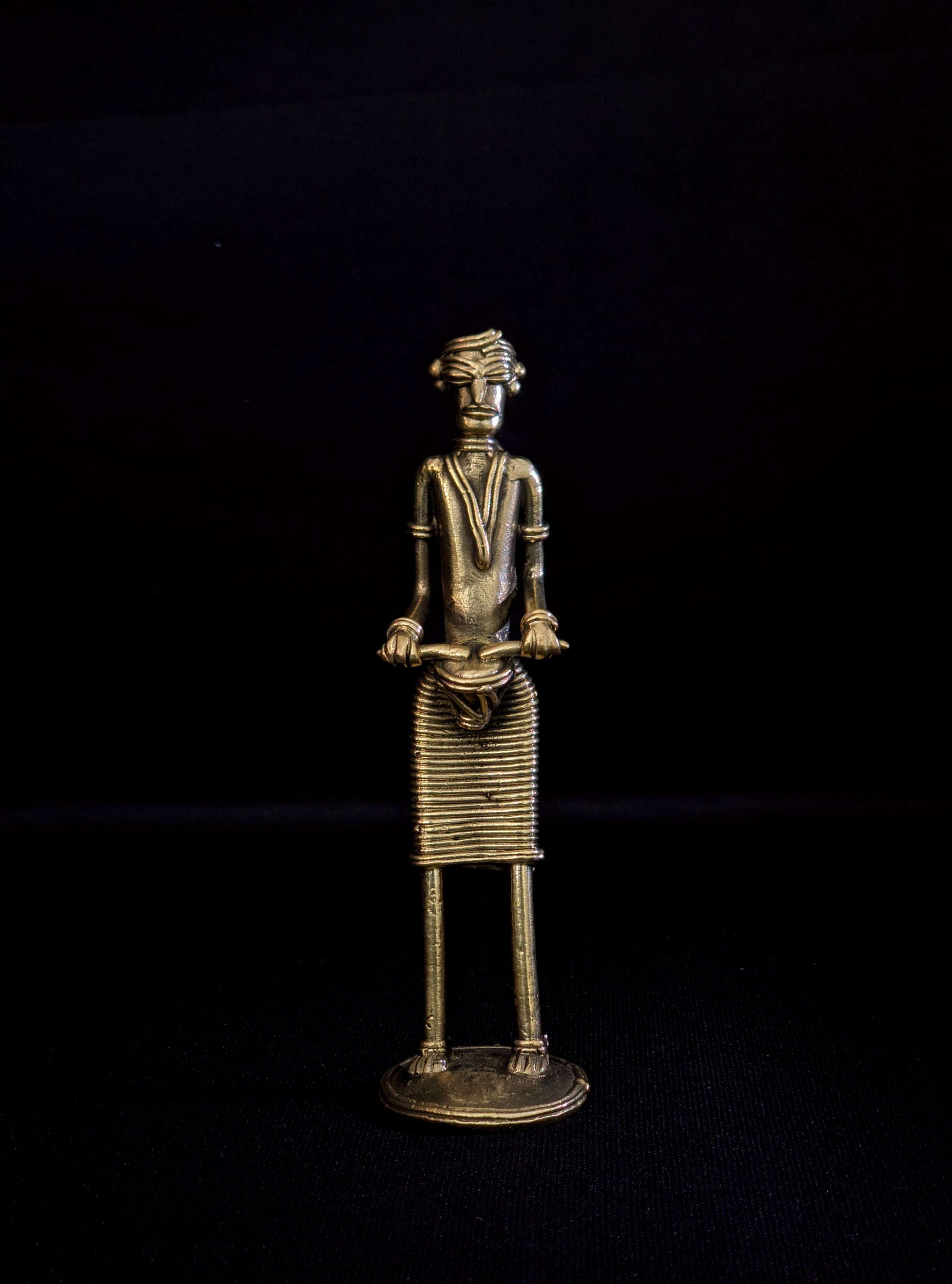 Dhokra - Standing Musican (Drum)