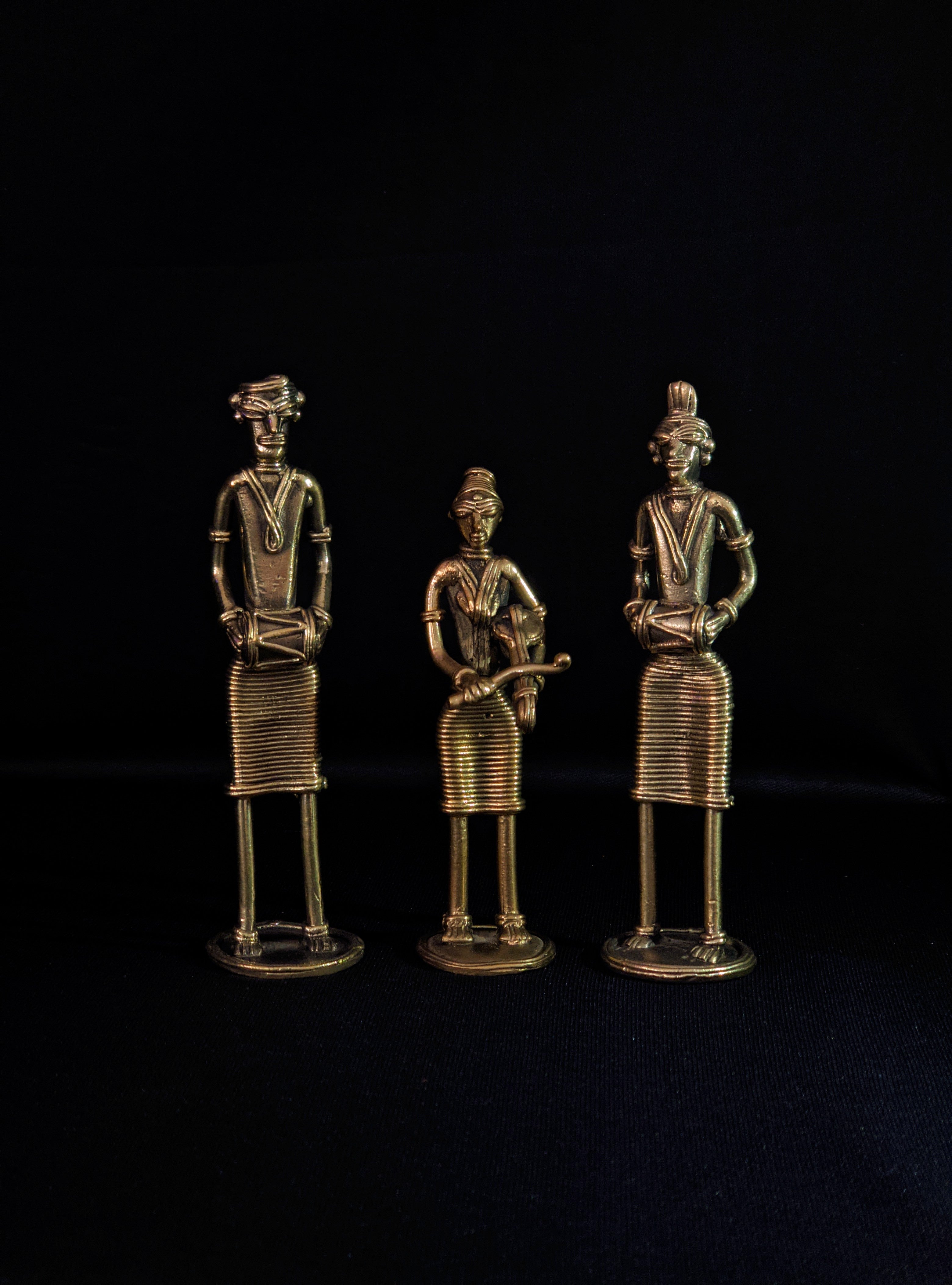 Dhokra - Standing Musician (Kendra)
