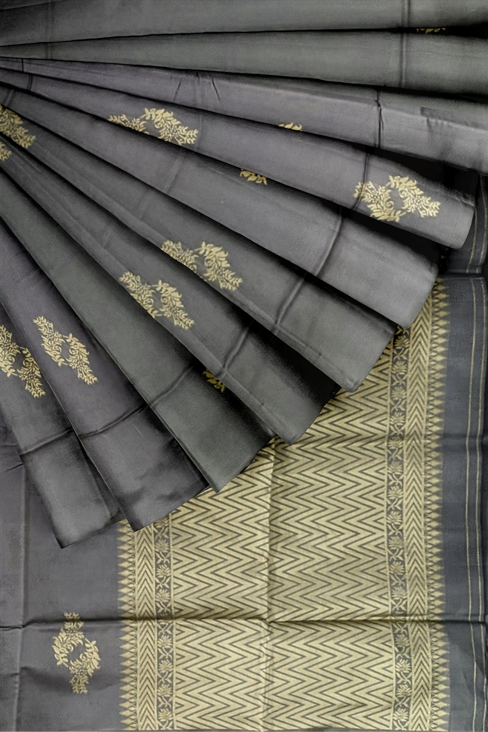 Grey With Golden  Kanjivaram Soft Silk Saree
