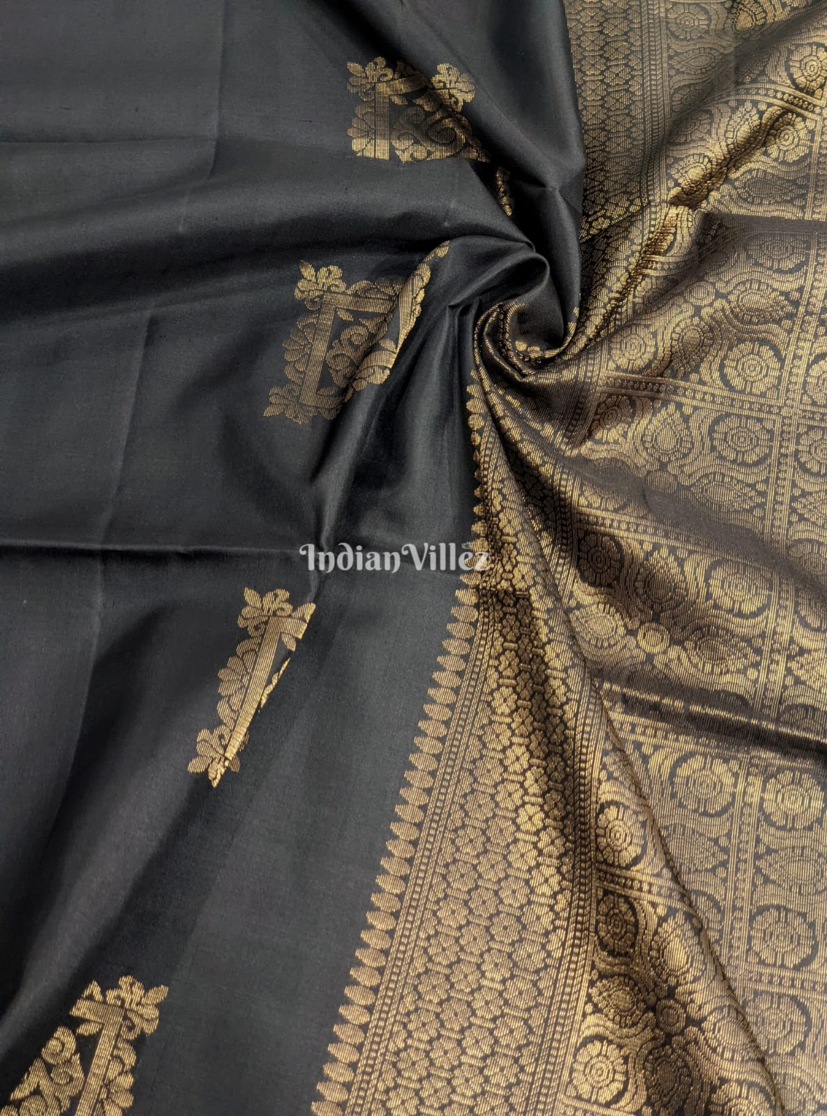 Black South Handloom Kanjivaram Soft Silk Saree
