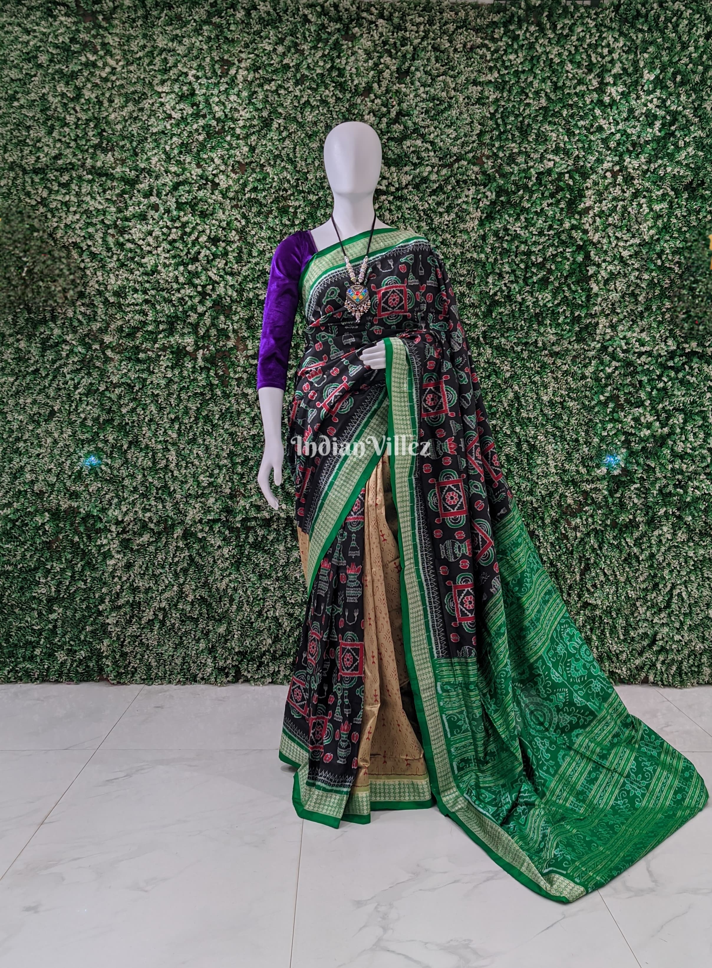 Black Green Kumbha Design With Patli Exclusive Sambalpuri Ikat Silk Saree