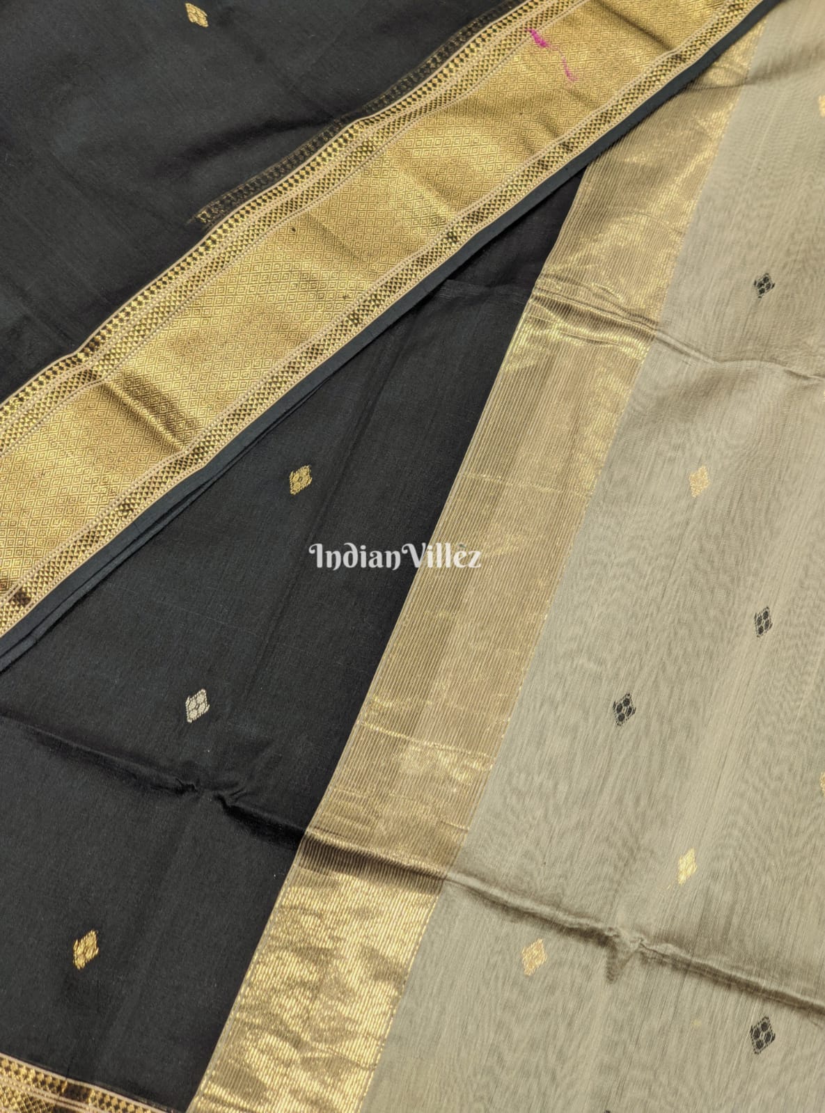 Black Maheshwari Handloom Saree