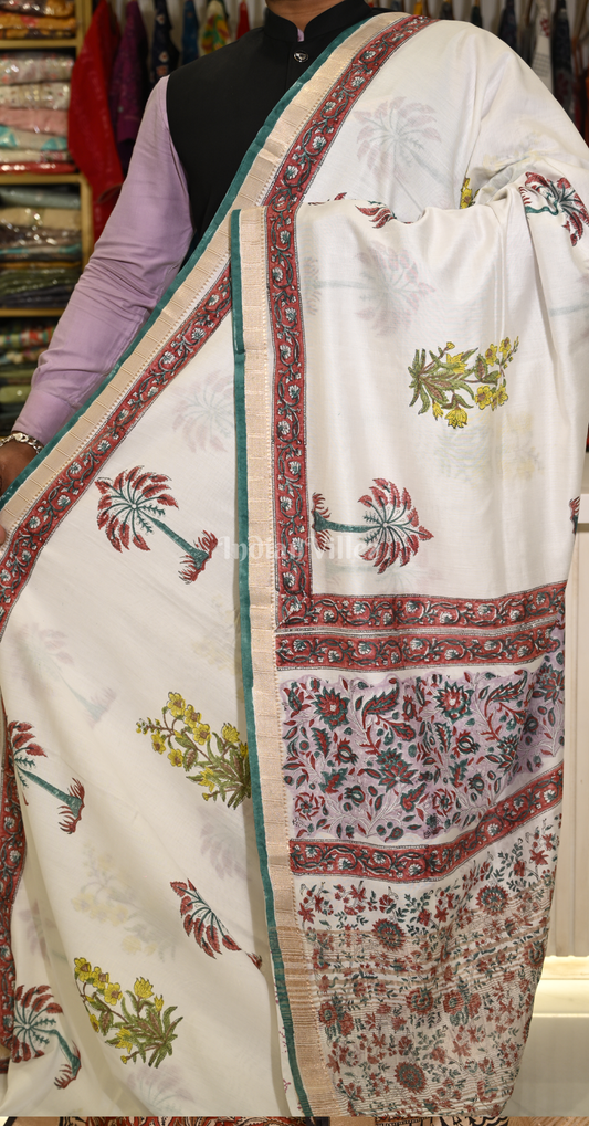 White Block Printed Sanganeri  Cotton Saree 