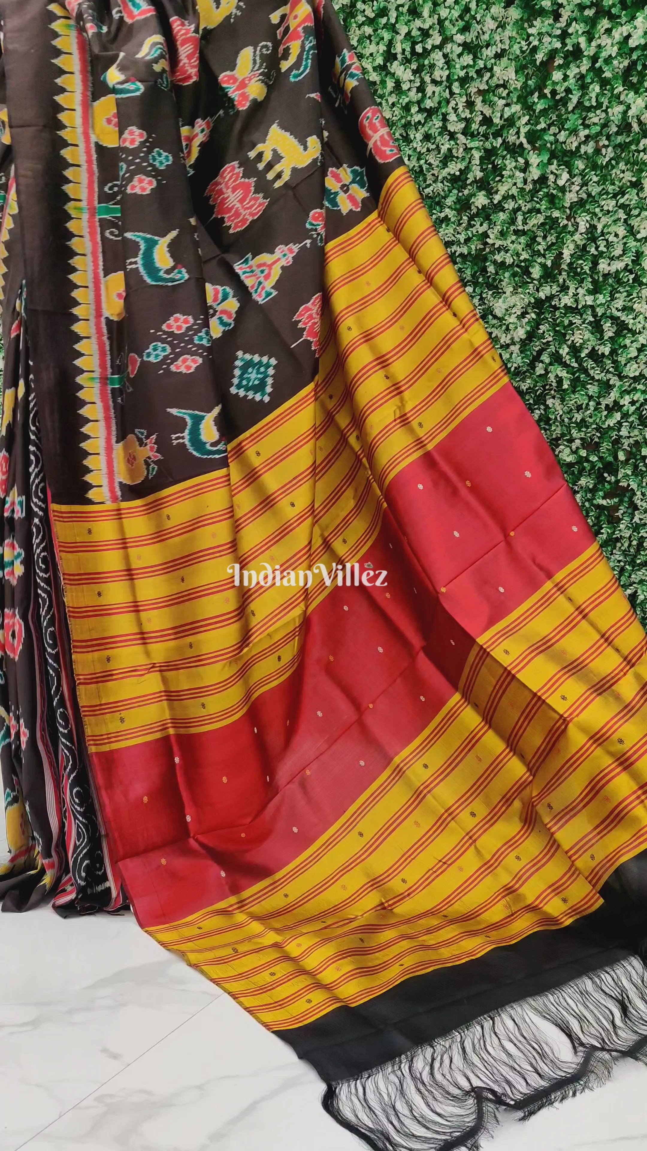 Black Contemporary Nabakothi Silk Saree