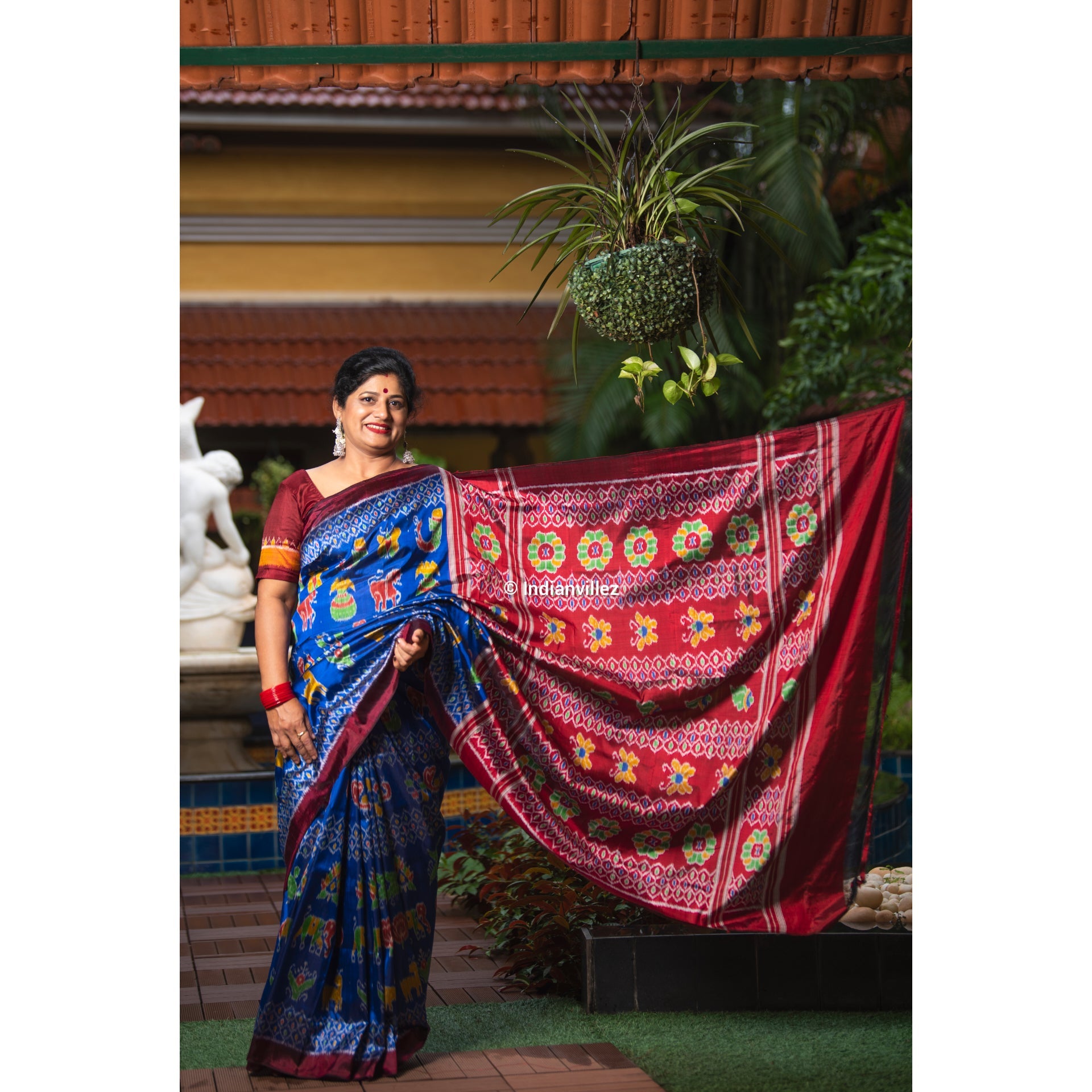 Blue Contemporary Nabarangi with Butterfly Anchal Ikat Odisha Handloom Silk Saree - IndianVillez