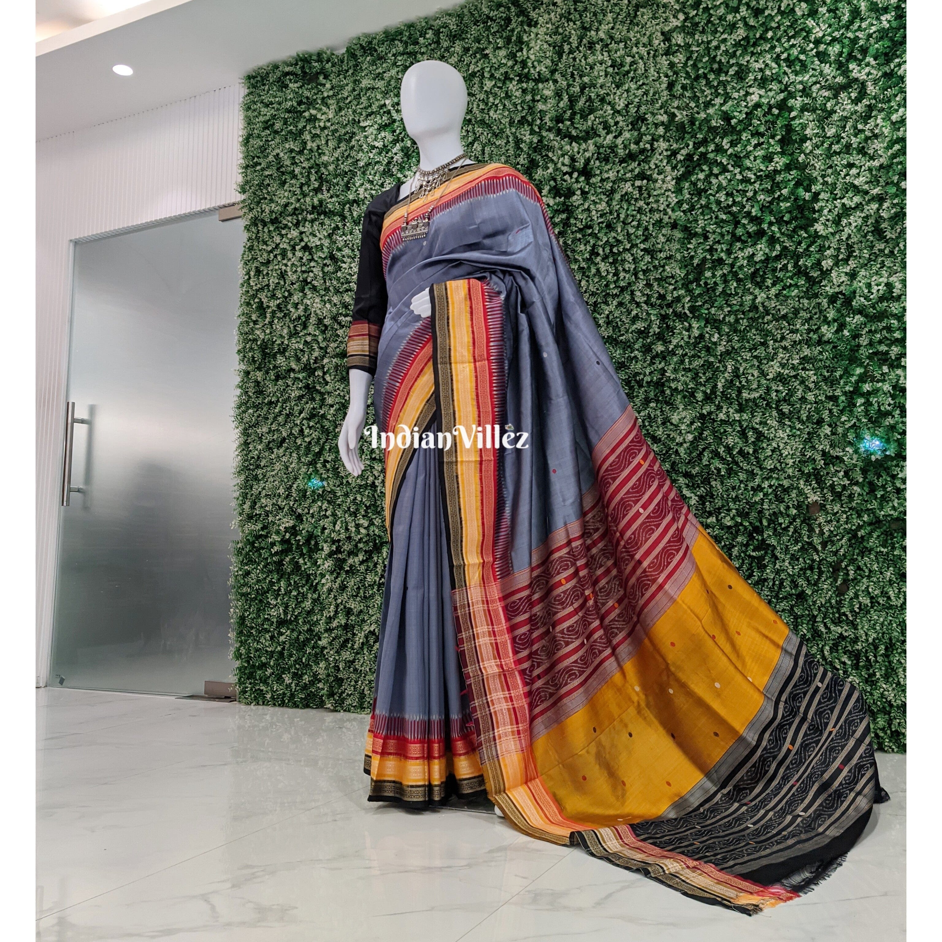 Steel Gray Kathiphera Ikat Odisha Handloom Silk Saree