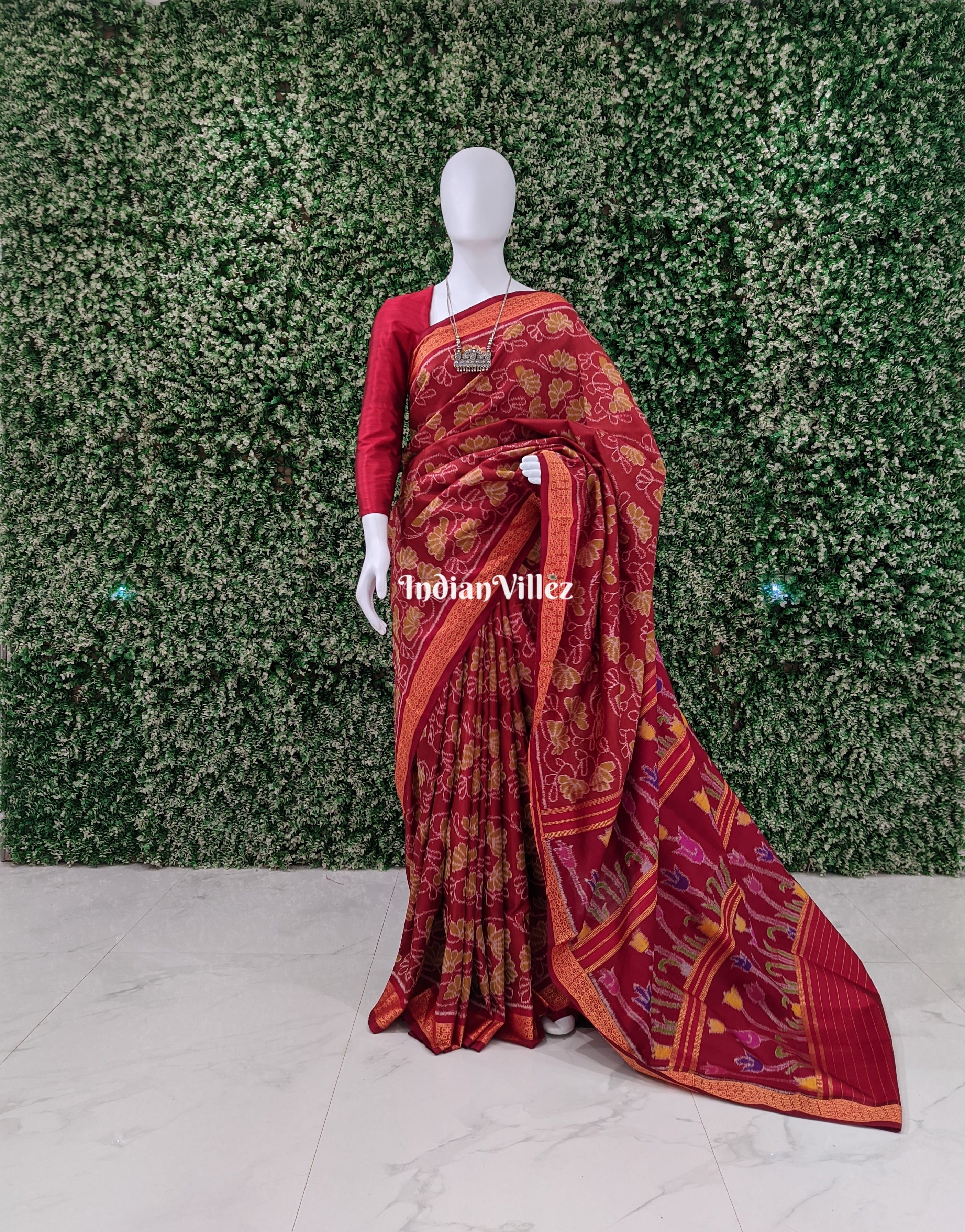 Brick Red Contemporary Floral Odisha Handloom Silk Saree with Lotus Pallu