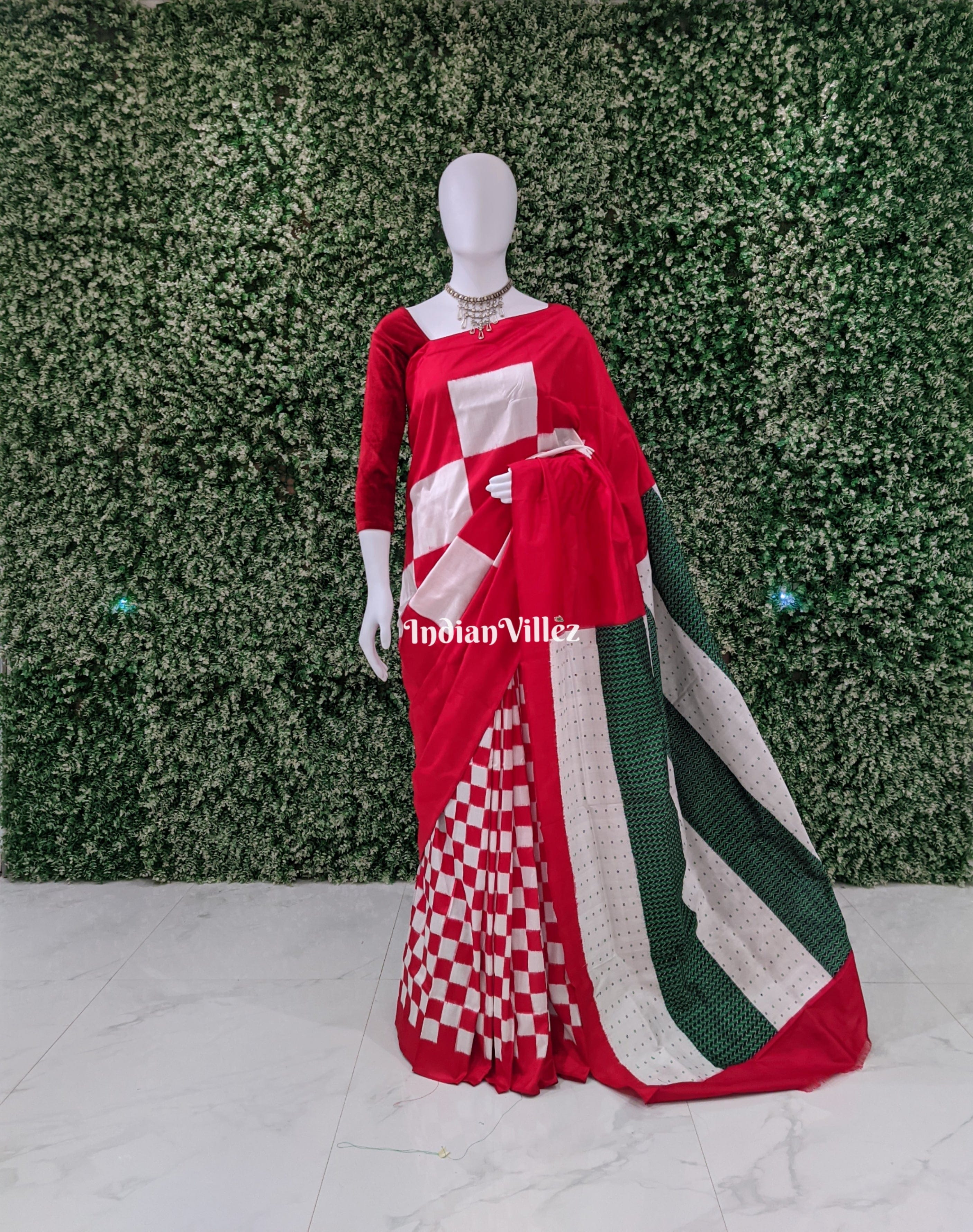 Exclusive Half Half Red Green Pasapali Sambalpuri Silk Saree