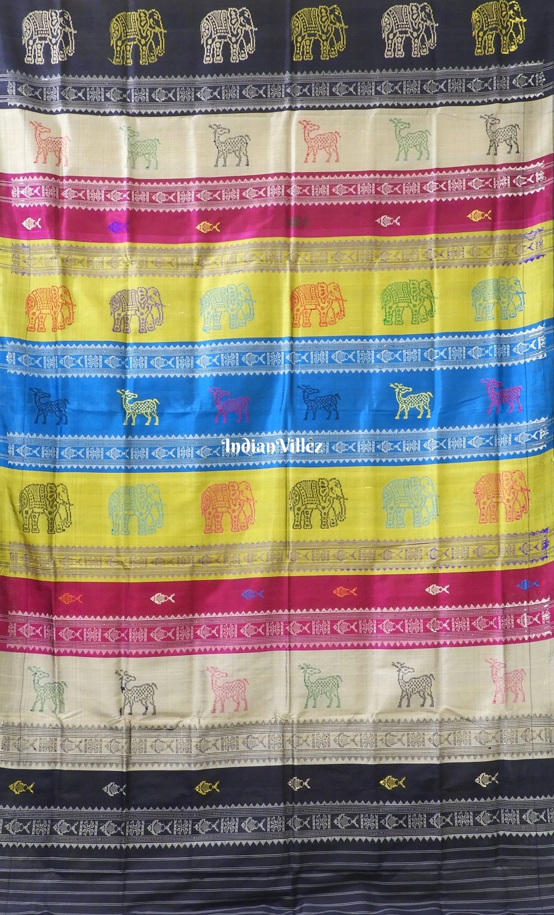 Mehndi Green Fish Motif Double Pallu Berhampuri Patta Silk Saree