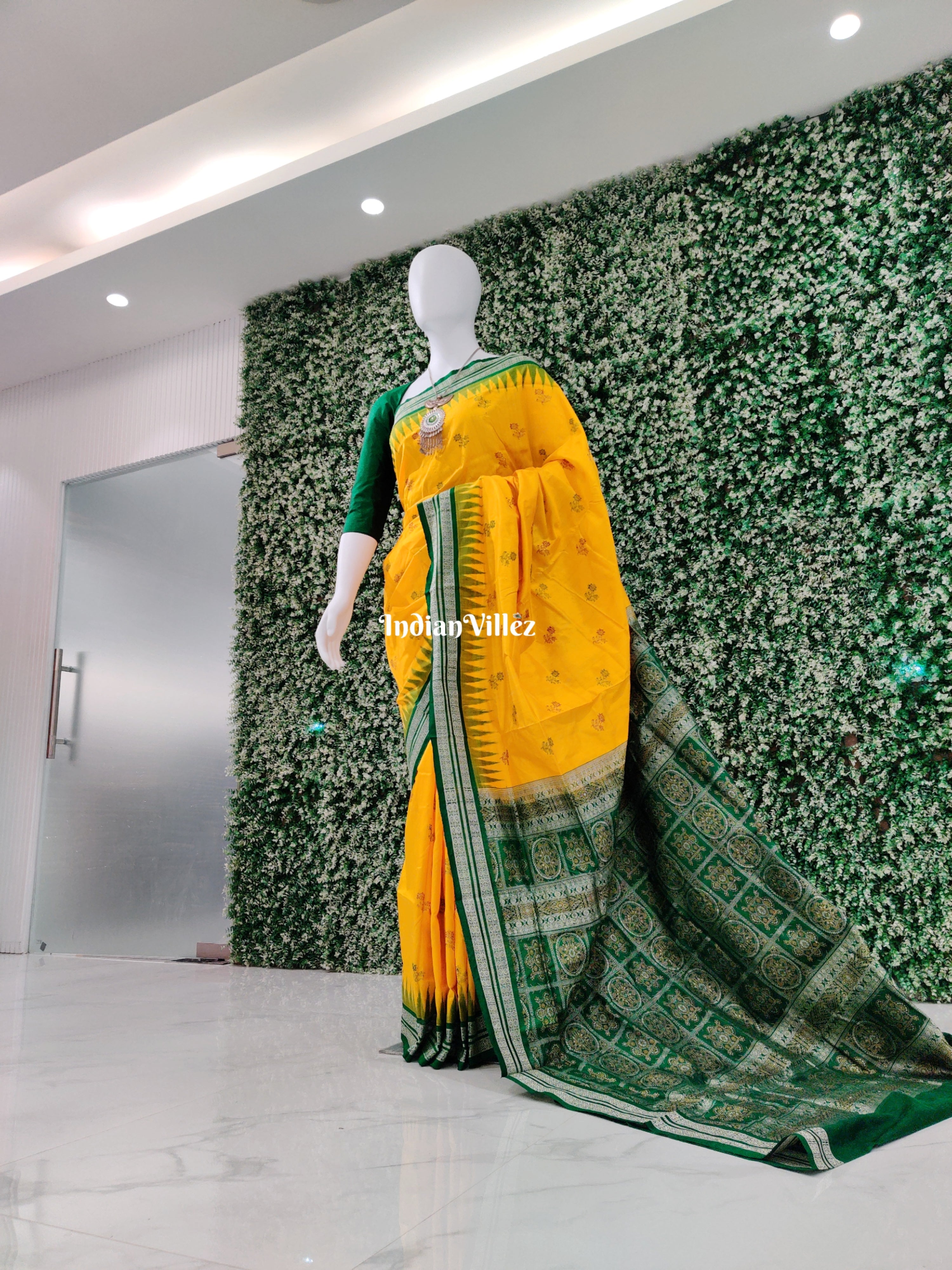 Flower Bomkai Odisha Handloom Mulberry Silk Saree