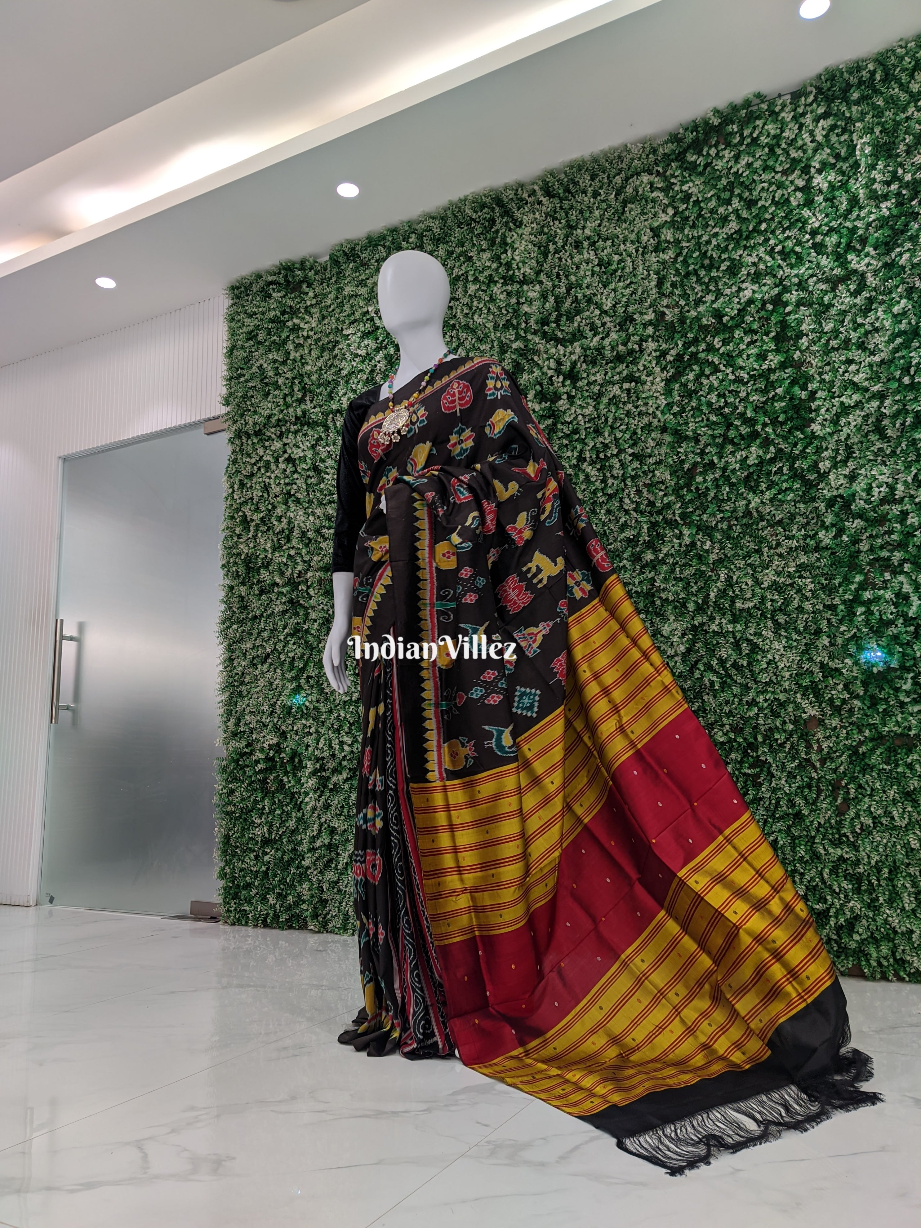 Black Contemporary Handloom Nabakothi Silk Saree