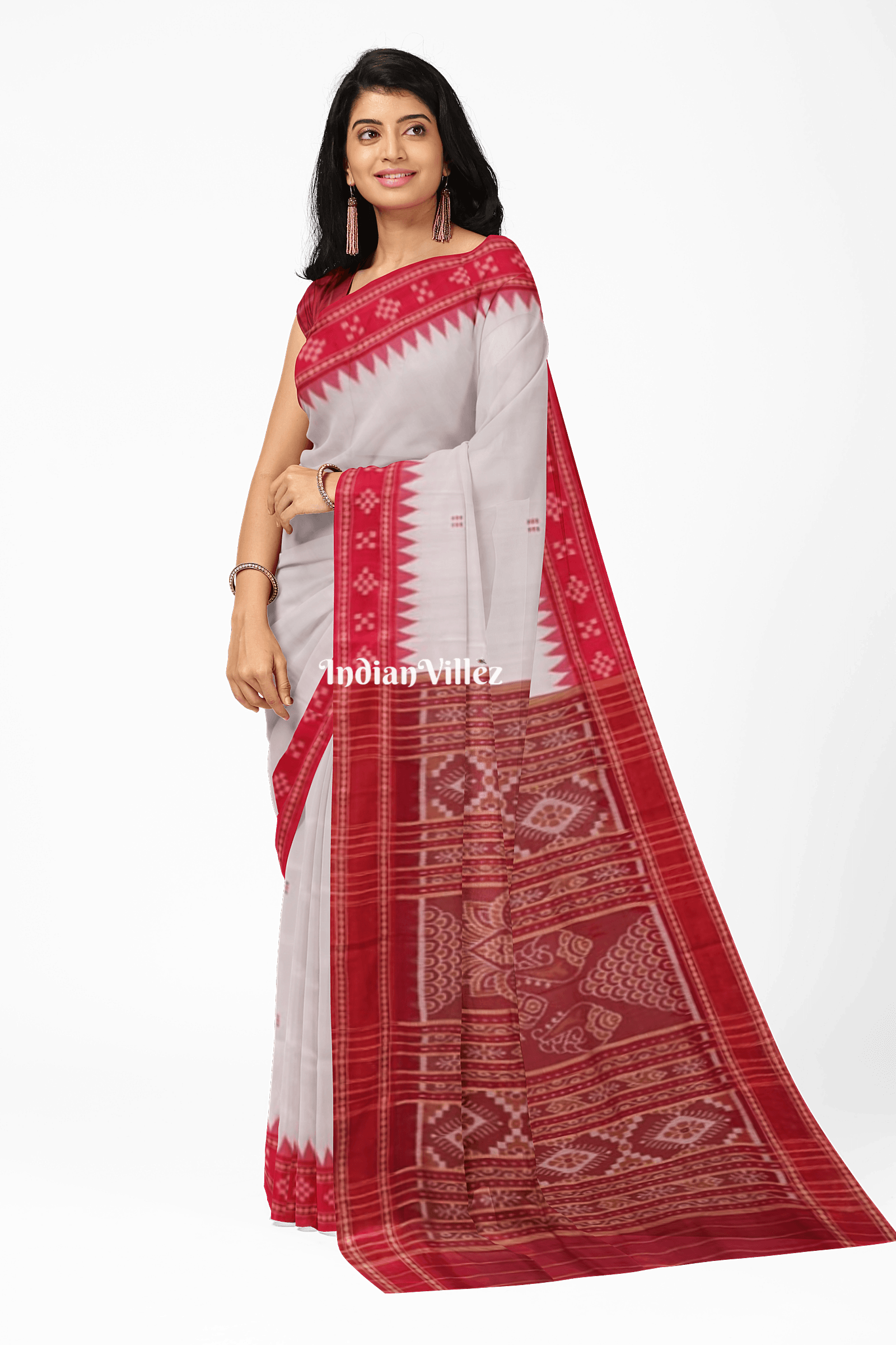 Milk White Singe Border Pasapali Khandua Silk Saree