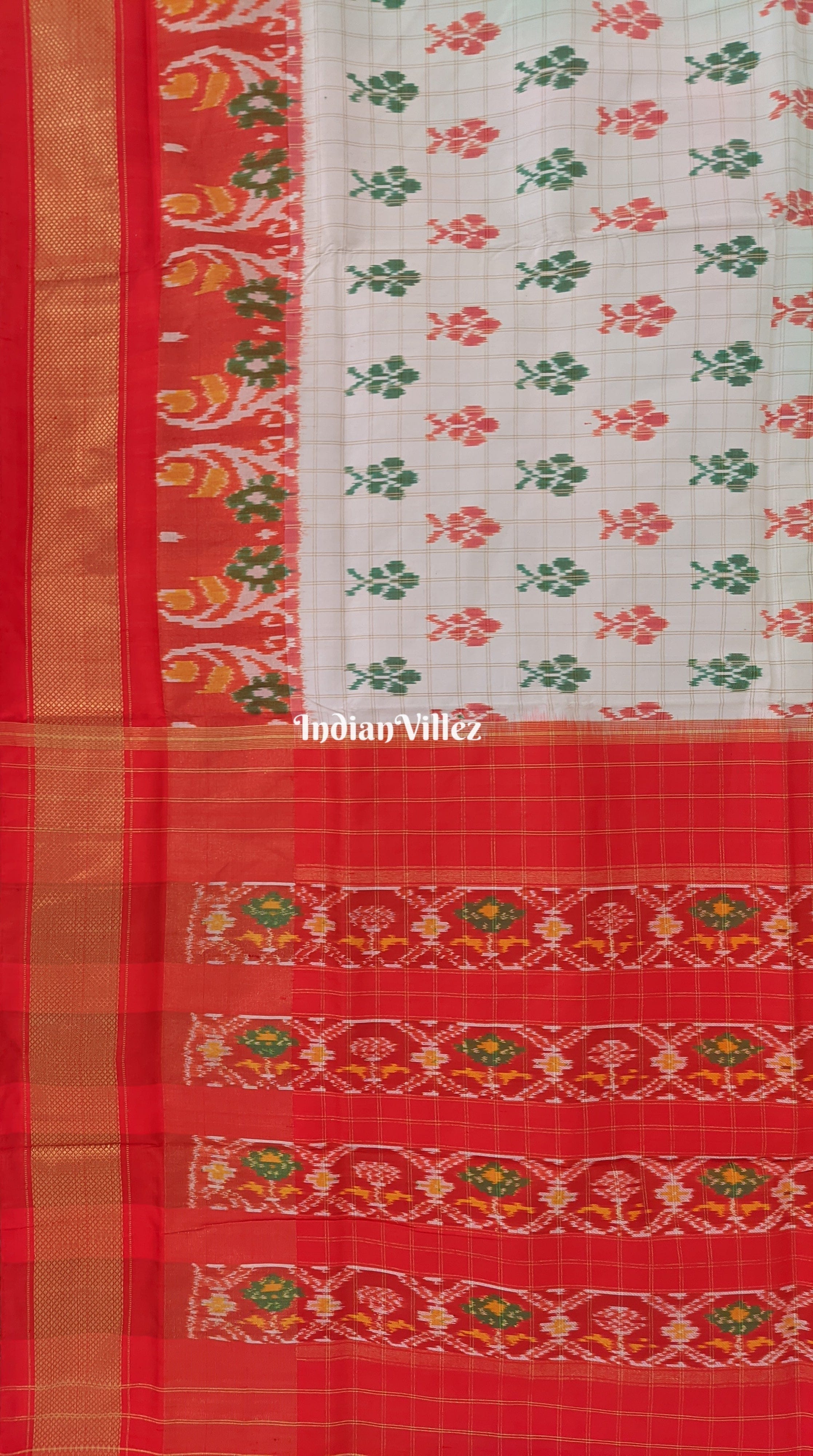 White Flower Design Pochampally Ikat Silk Saree