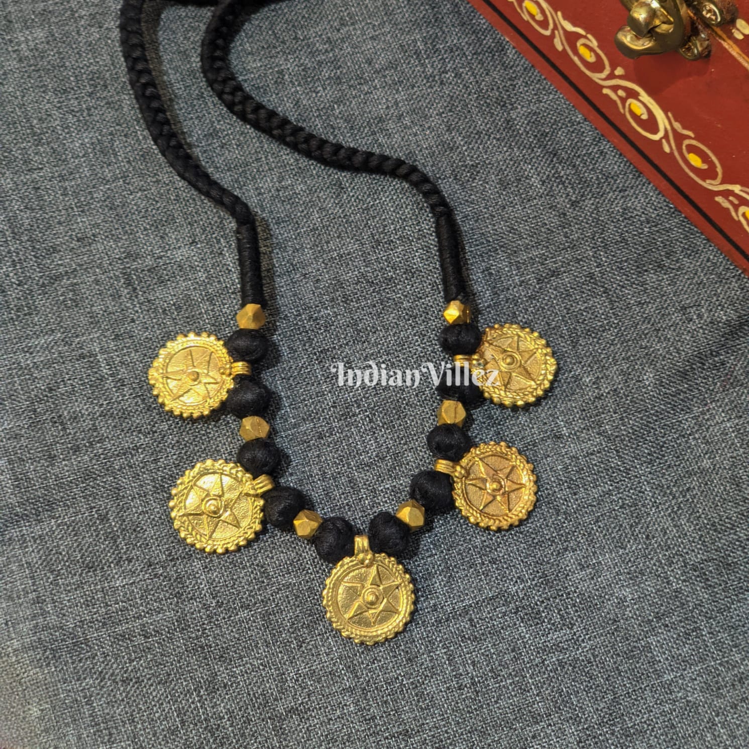Handmade Tribal Dhokra Necklace ( 5 Circles )